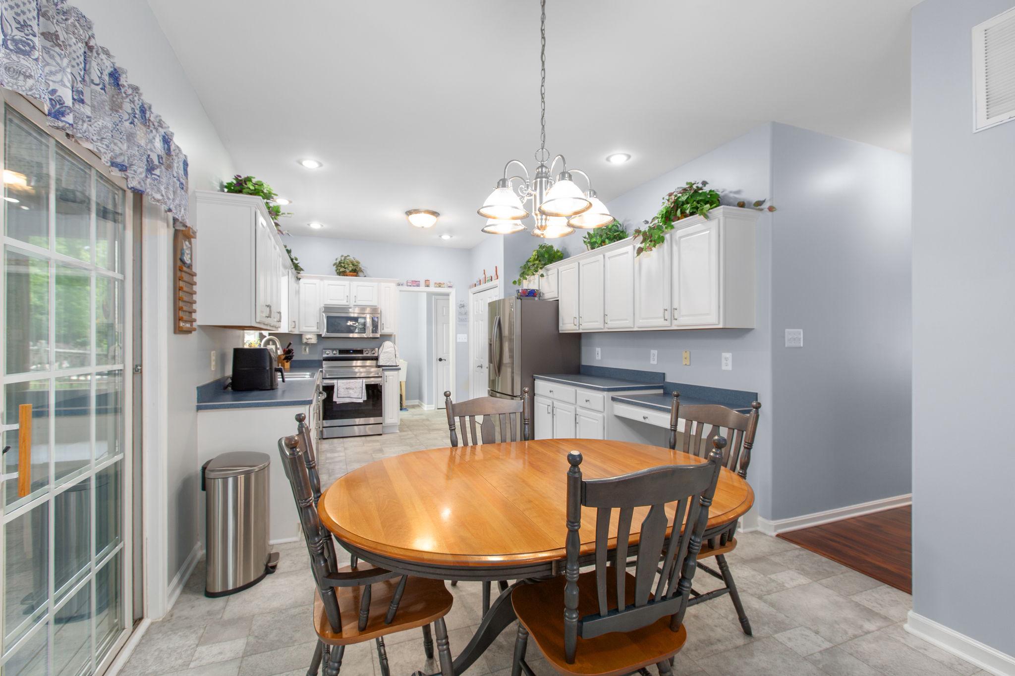 11 FELDSPAR WAY