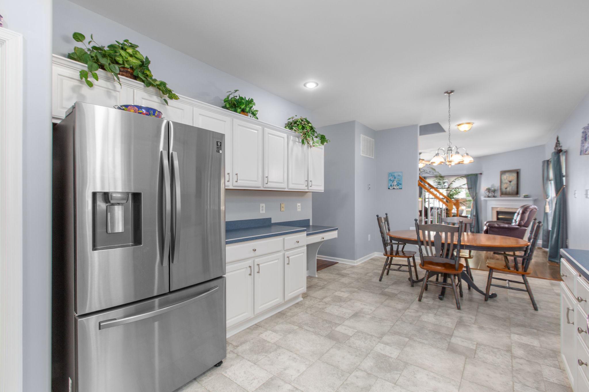 11 FELDSPAR WAY