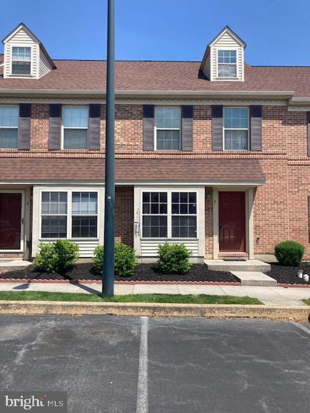 Photo of 5 Acorn Boulevard, Lancaster, PA 17602 (MLS # PALA2051334)