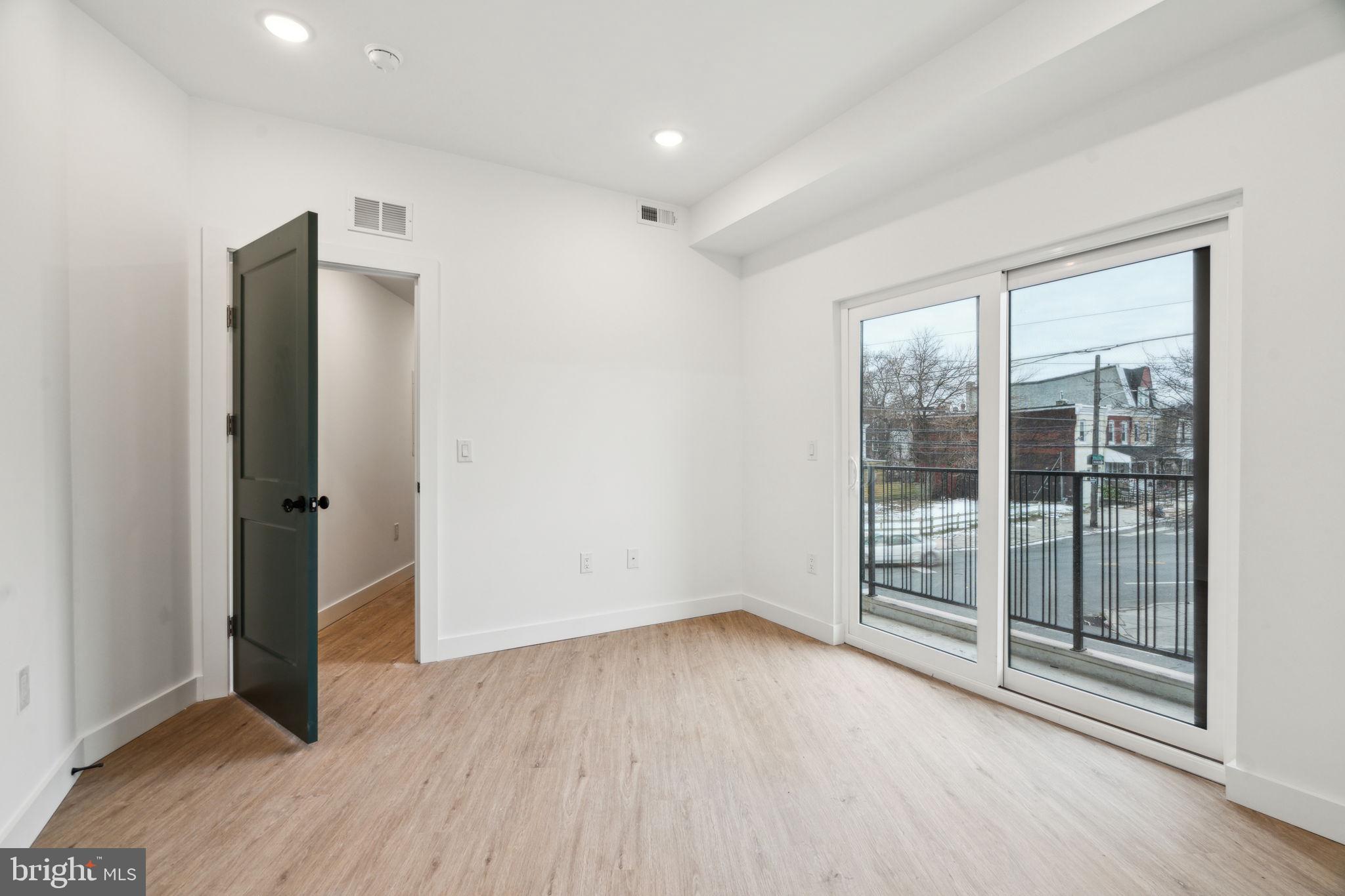 BELMONT - Residential Lease