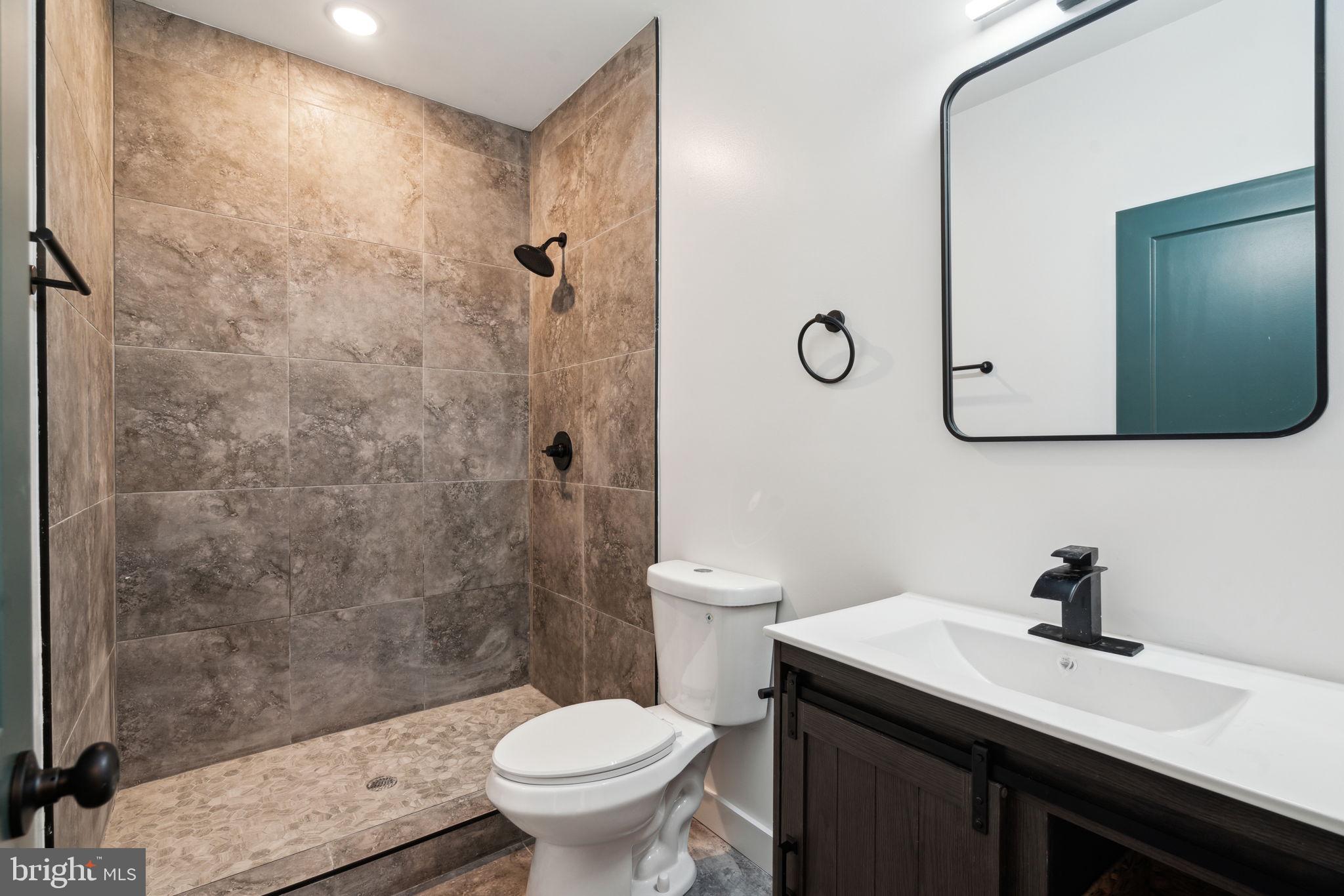 BELMONT - Residential Lease