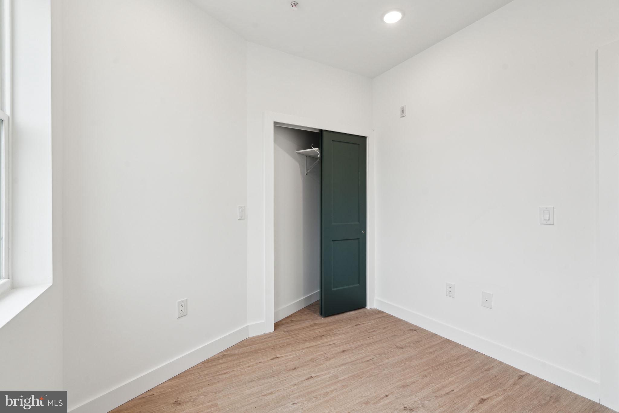 BELMONT - Residential Lease