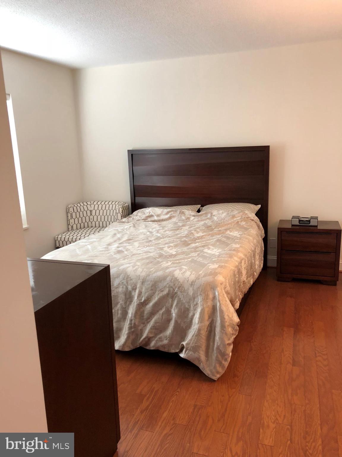 ROTONDA - Residential Lease