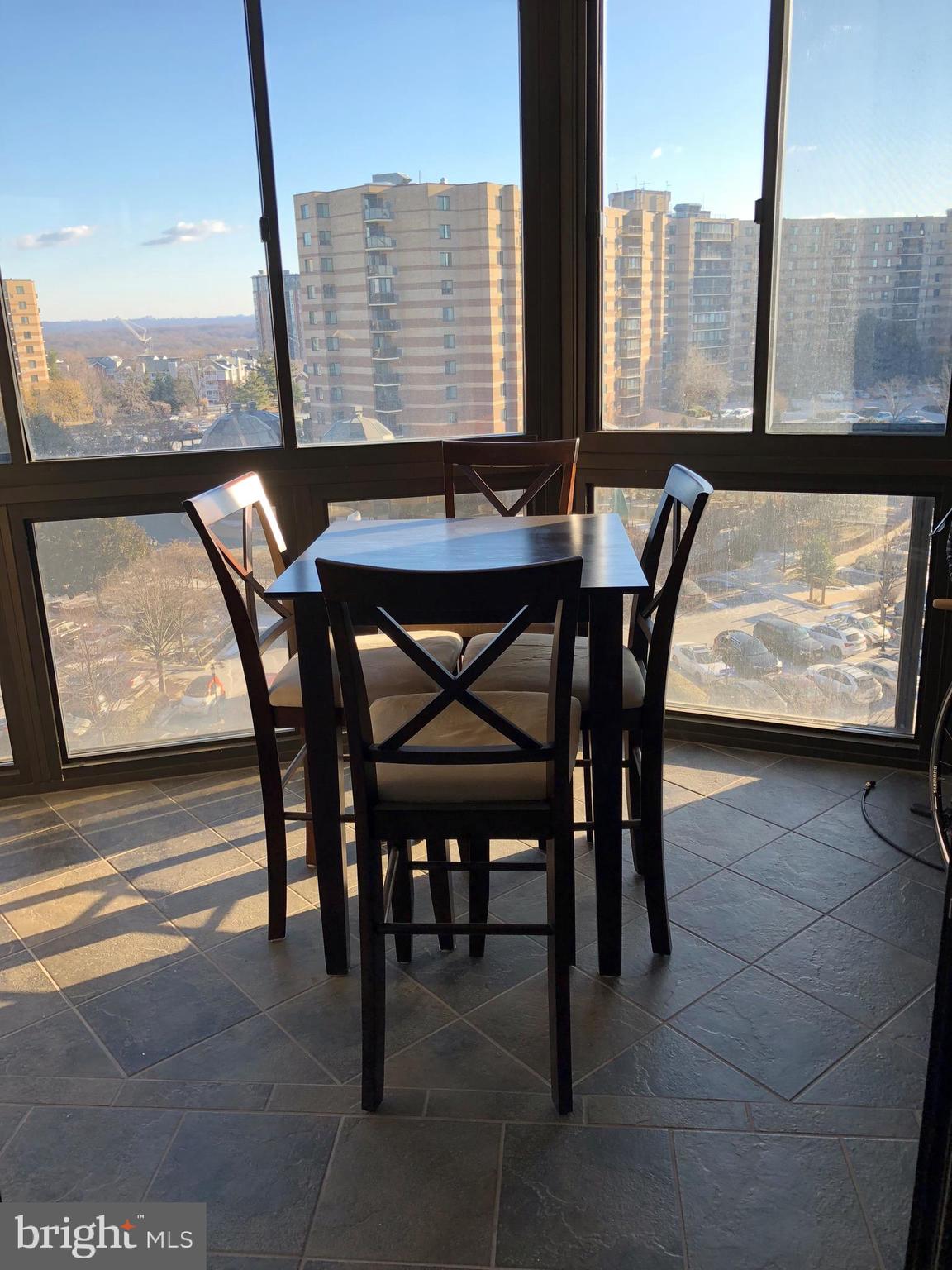 ROTONDA - Residential Lease