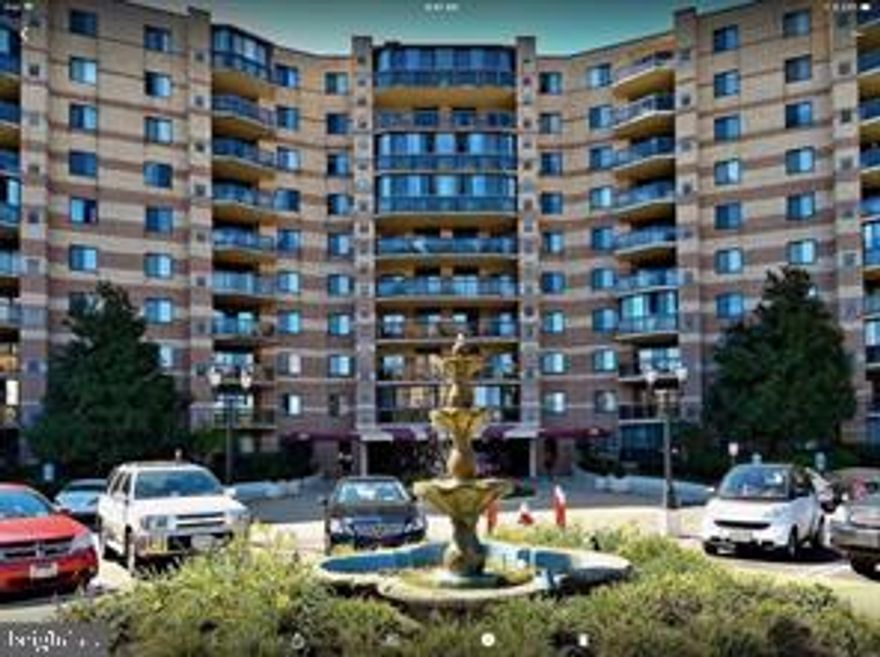 Uniquely renovated F unit with enclosed balcony facing community pool. Walks short distance to Silver line Metro. Community amenities include free shuttle bus, indoor, outdoor pool and Spa, Gym, Sauna, Tennis/Basketball/volleyball Courts. 24 Hour security. Sorry no pet, no smoking