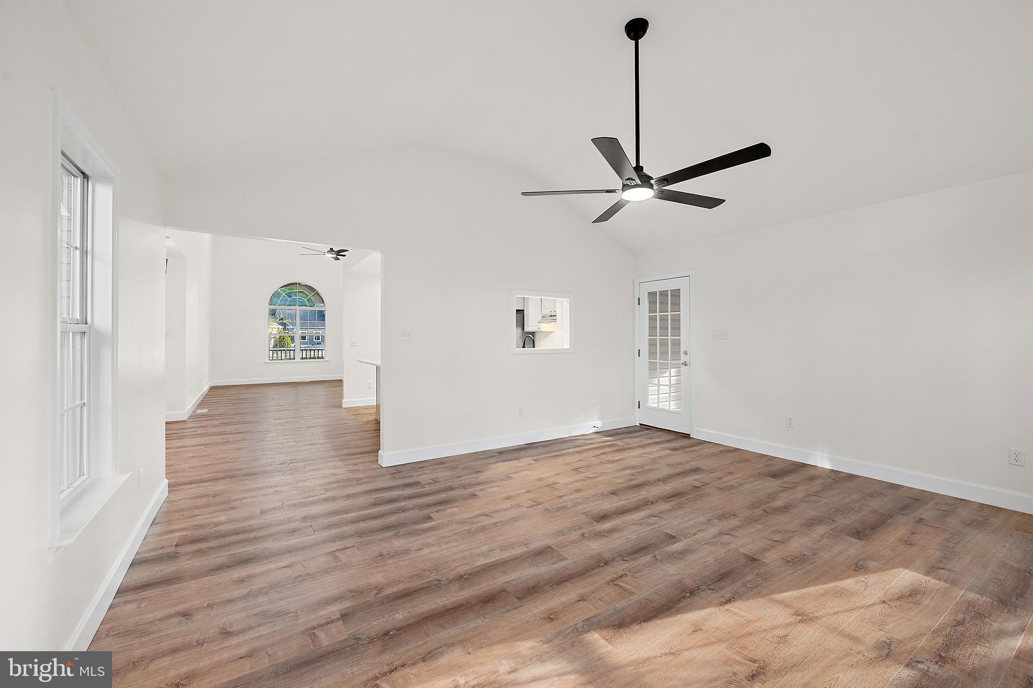 OCEAN PINES - THE POINT - Residential