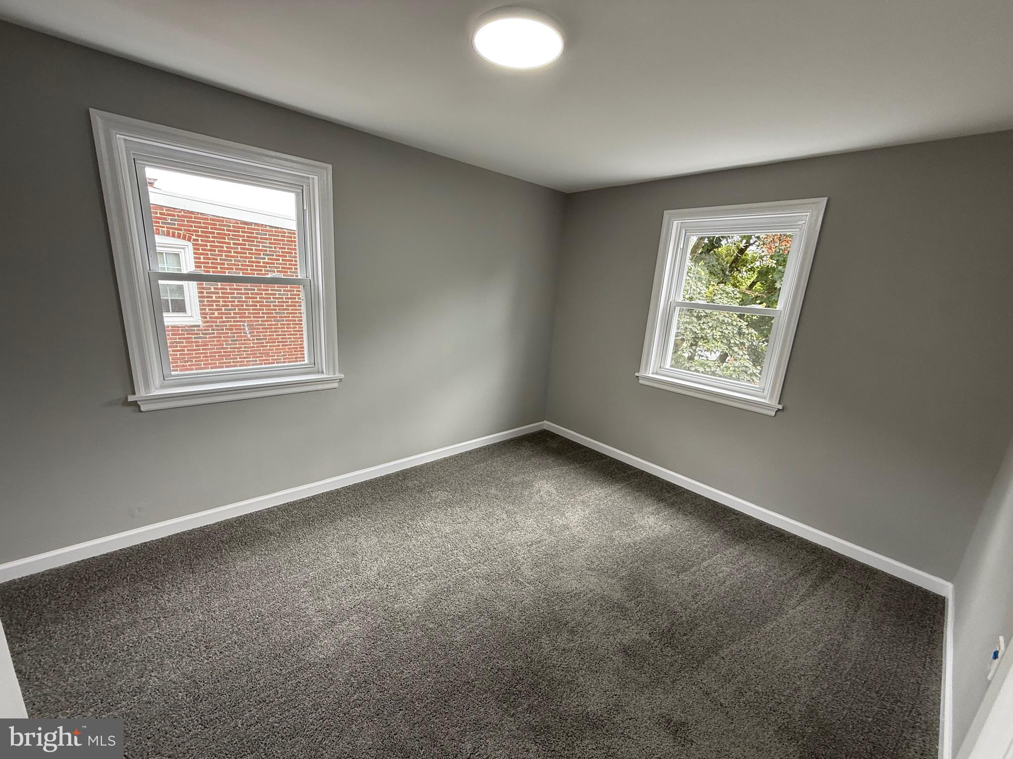 HAMILTON PARK - Residential