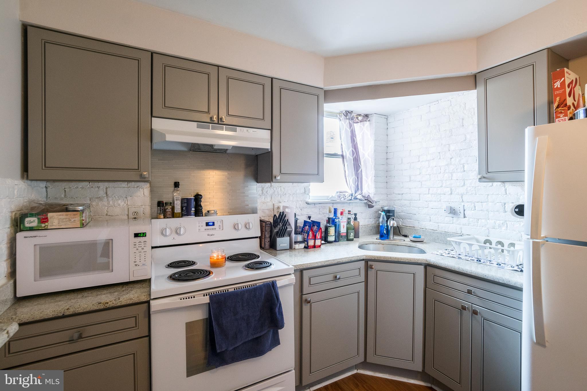 MELROSE - Residential Lease