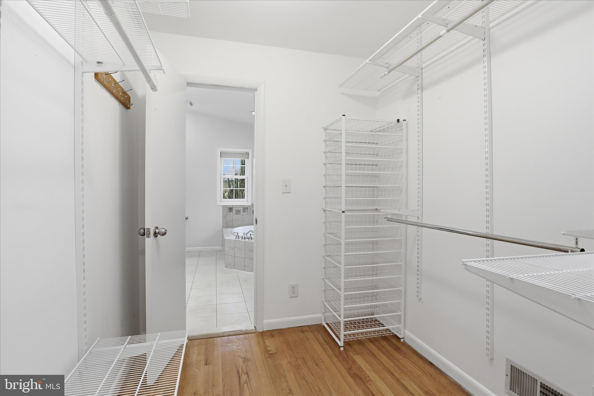 RED FOX FOREST - Residential