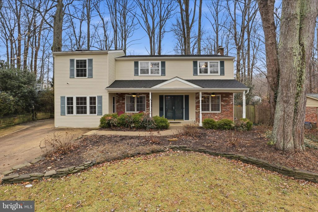Photo of 4901 Red Fox Drive, ANNANDALE, VA 22003 (MLS # VAFX2288352)