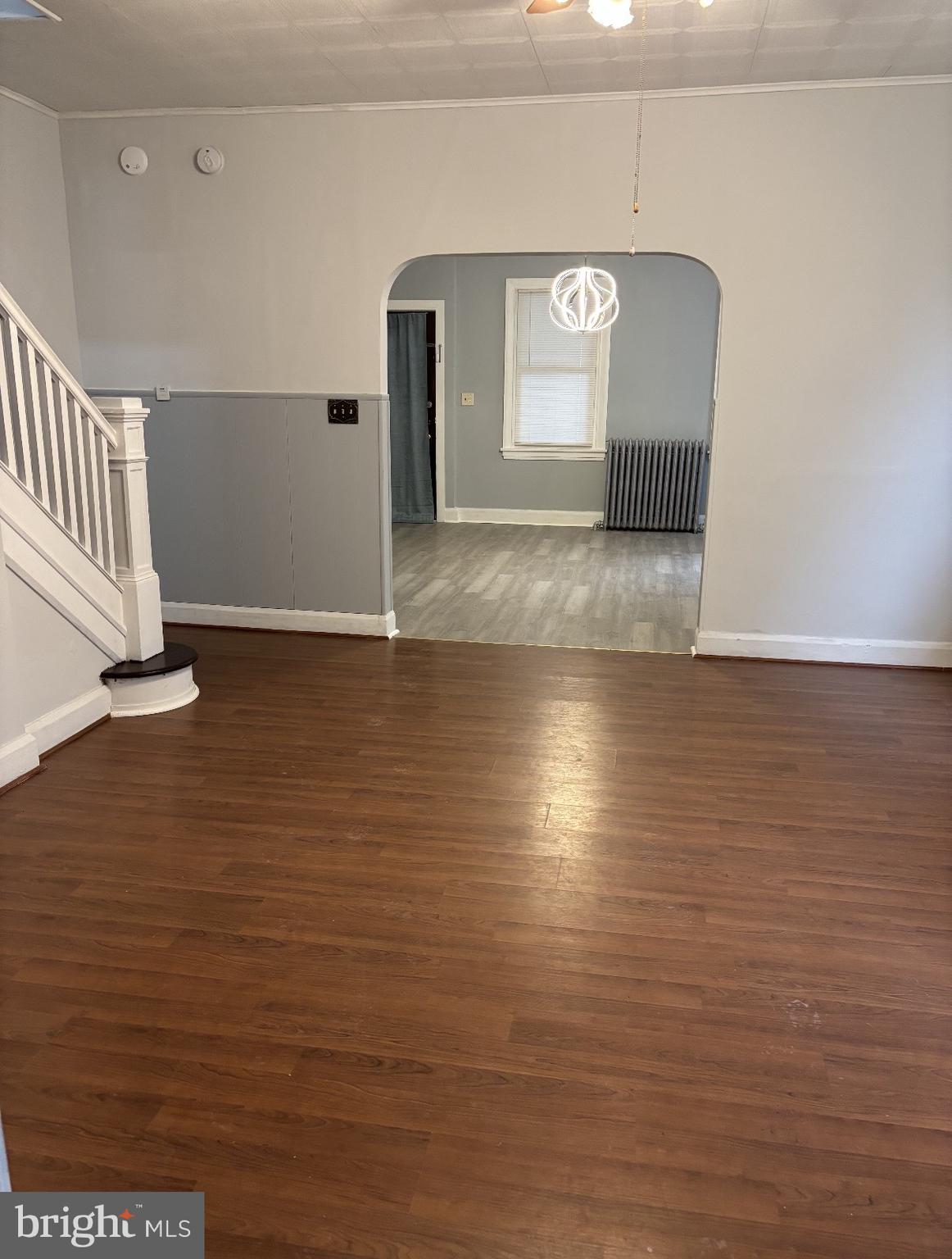 302 MONMOUTH STREET