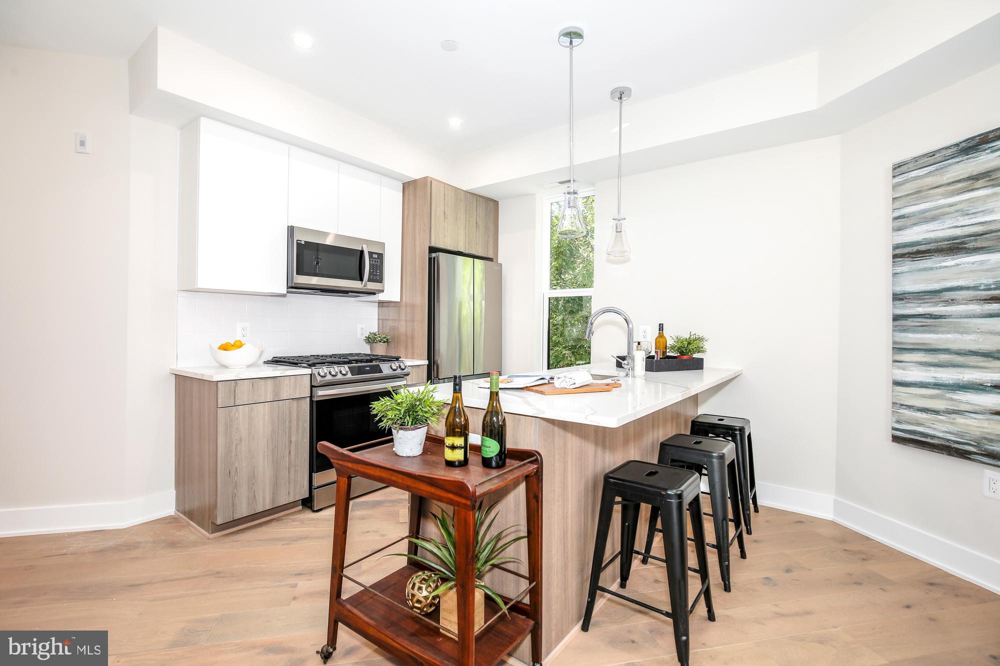 1421 SPRING ROAD NW IZ-204