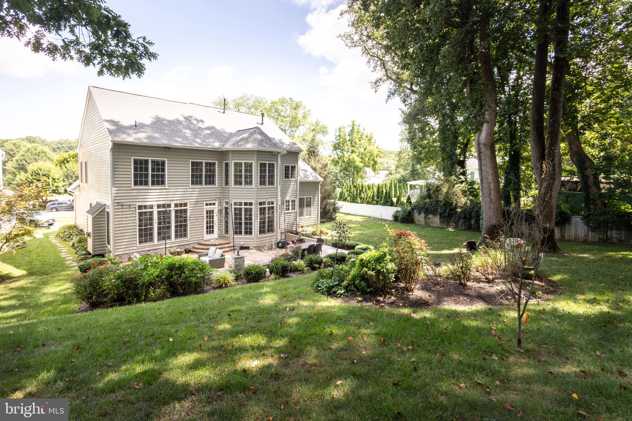 FOREST HILLS OF FAIRFAX - Residential Lease