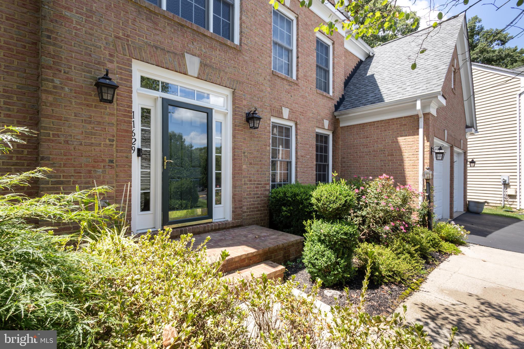 FOREST HILLS OF FAIRFAX - Residential Lease