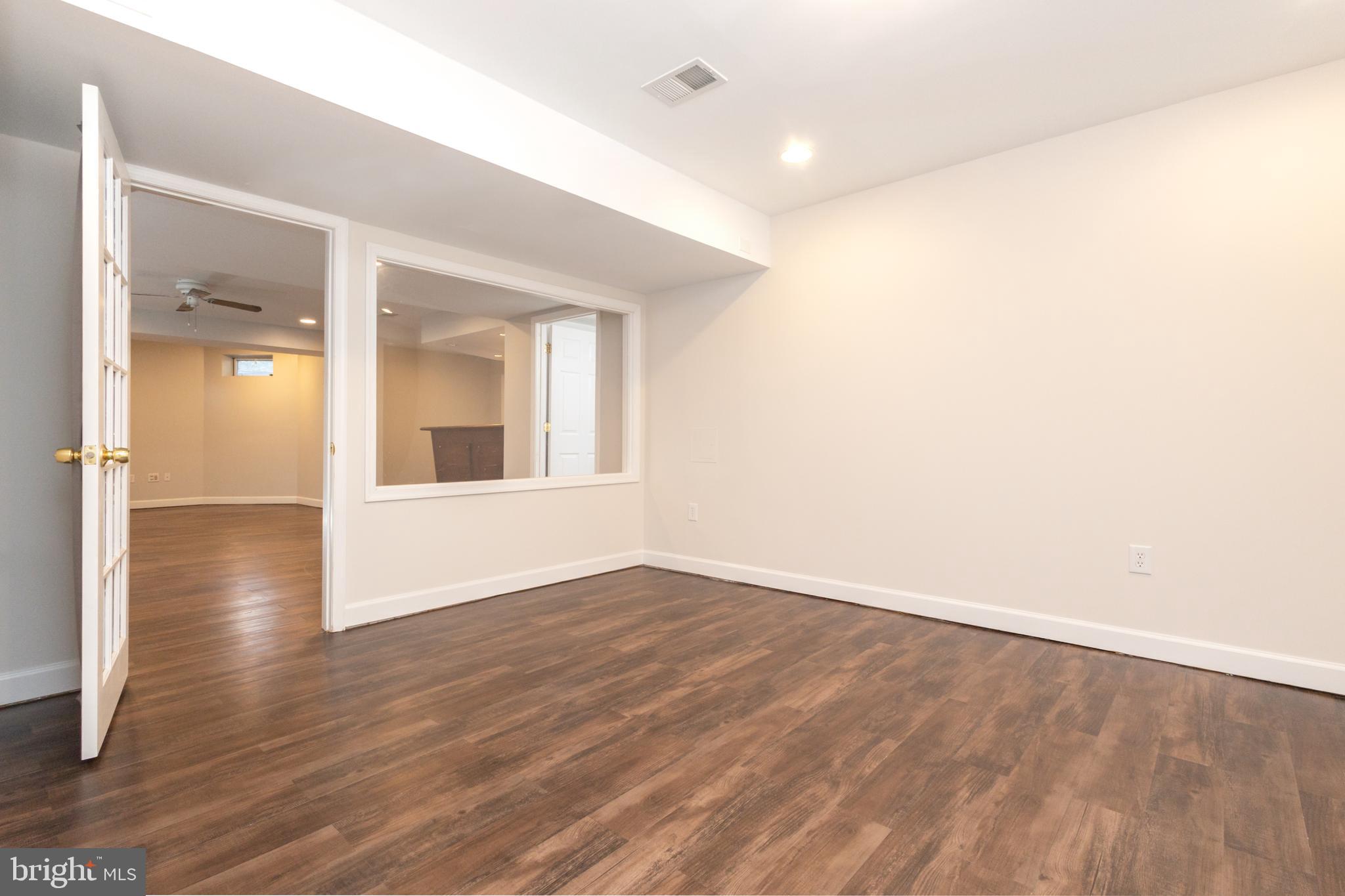 FOREST HILLS OF FAIRFAX - Residential Lease