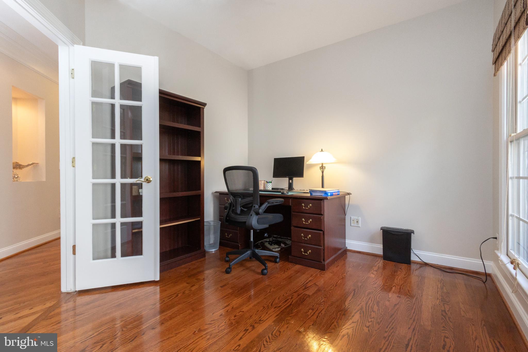 FOREST HILLS OF FAIRFAX - Residential Lease