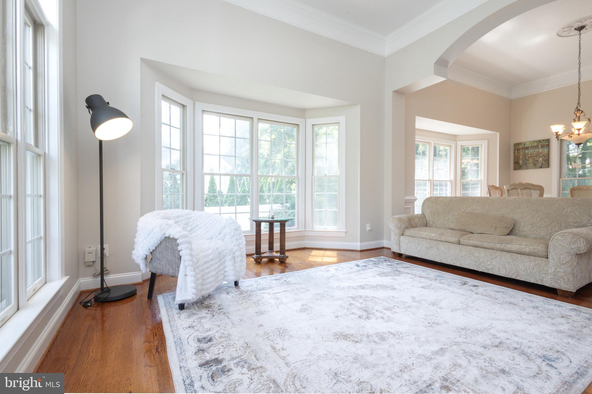 FOREST HILLS OF FAIRFAX - Residential Lease