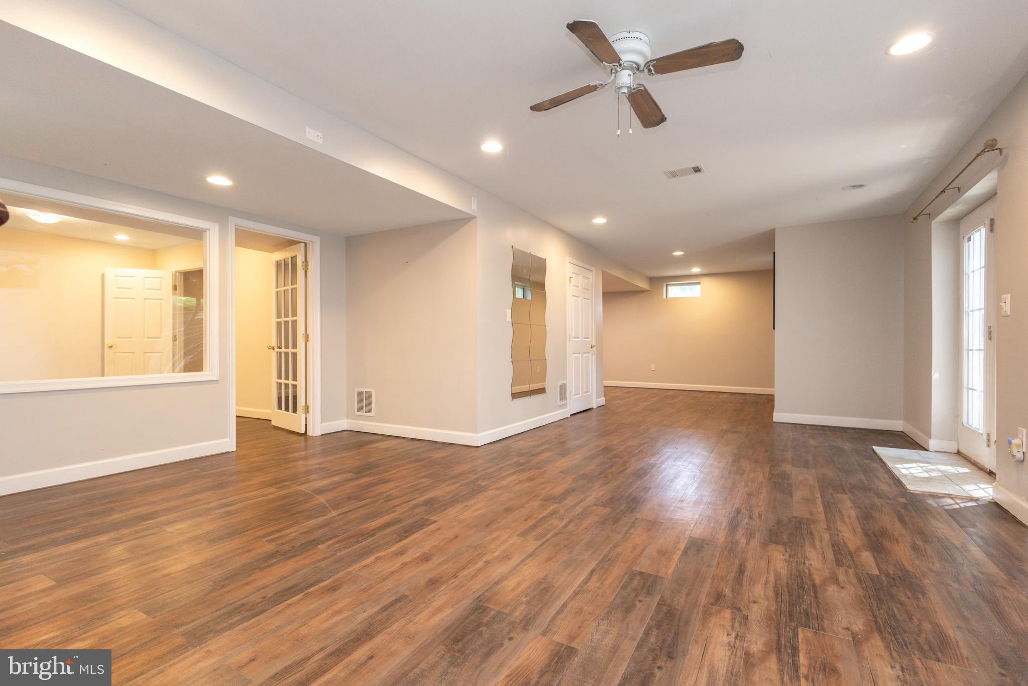 FOREST HILLS OF FAIRFAX - Residential Lease