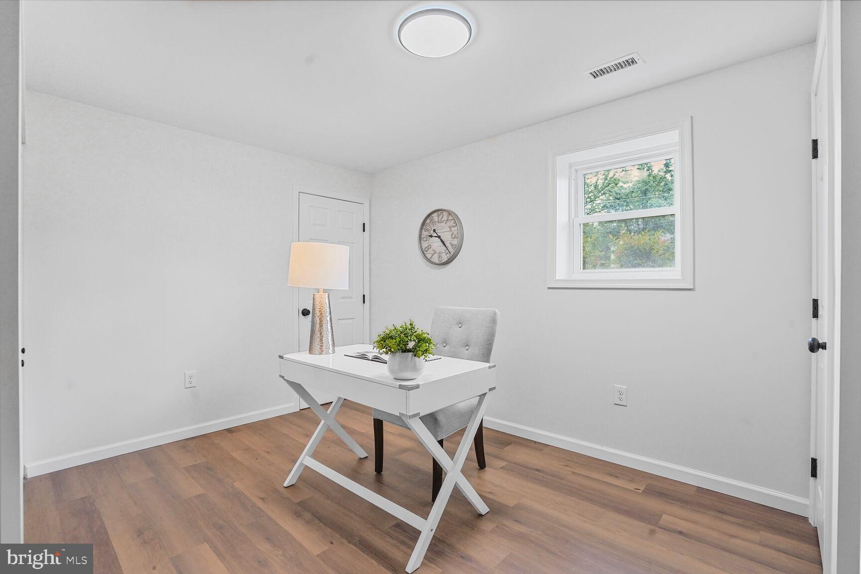 POTOMAC VALLEY - Residential