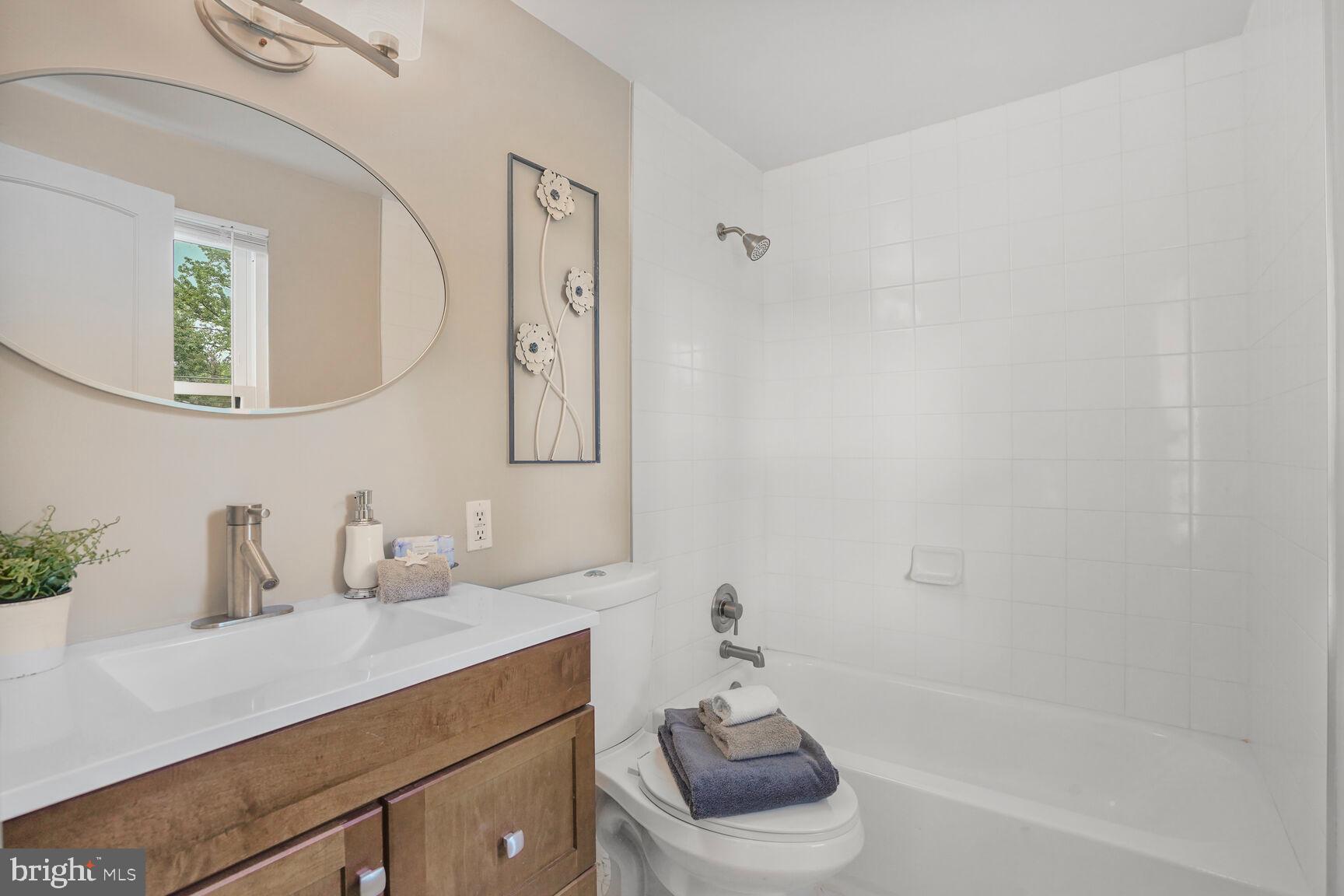 POTOMAC VALLEY - Residential