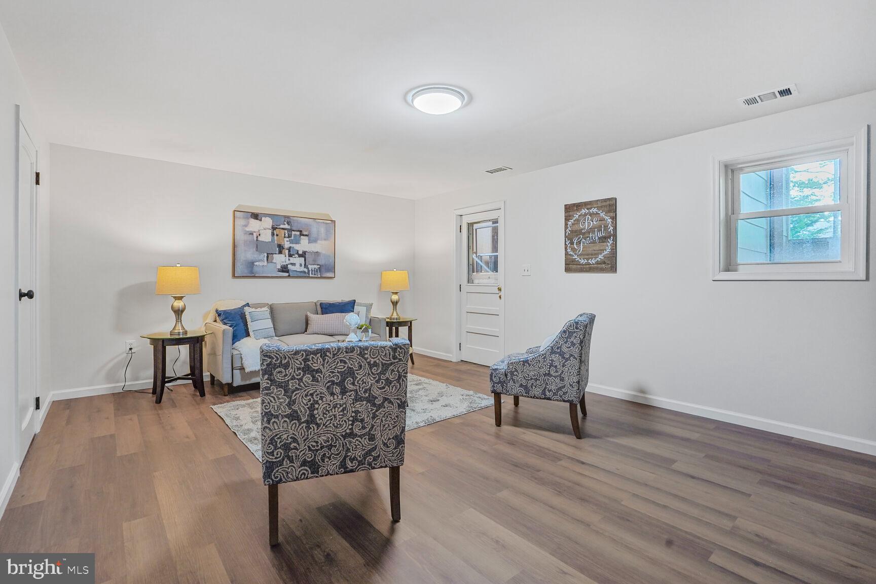 POTOMAC VALLEY - Residential