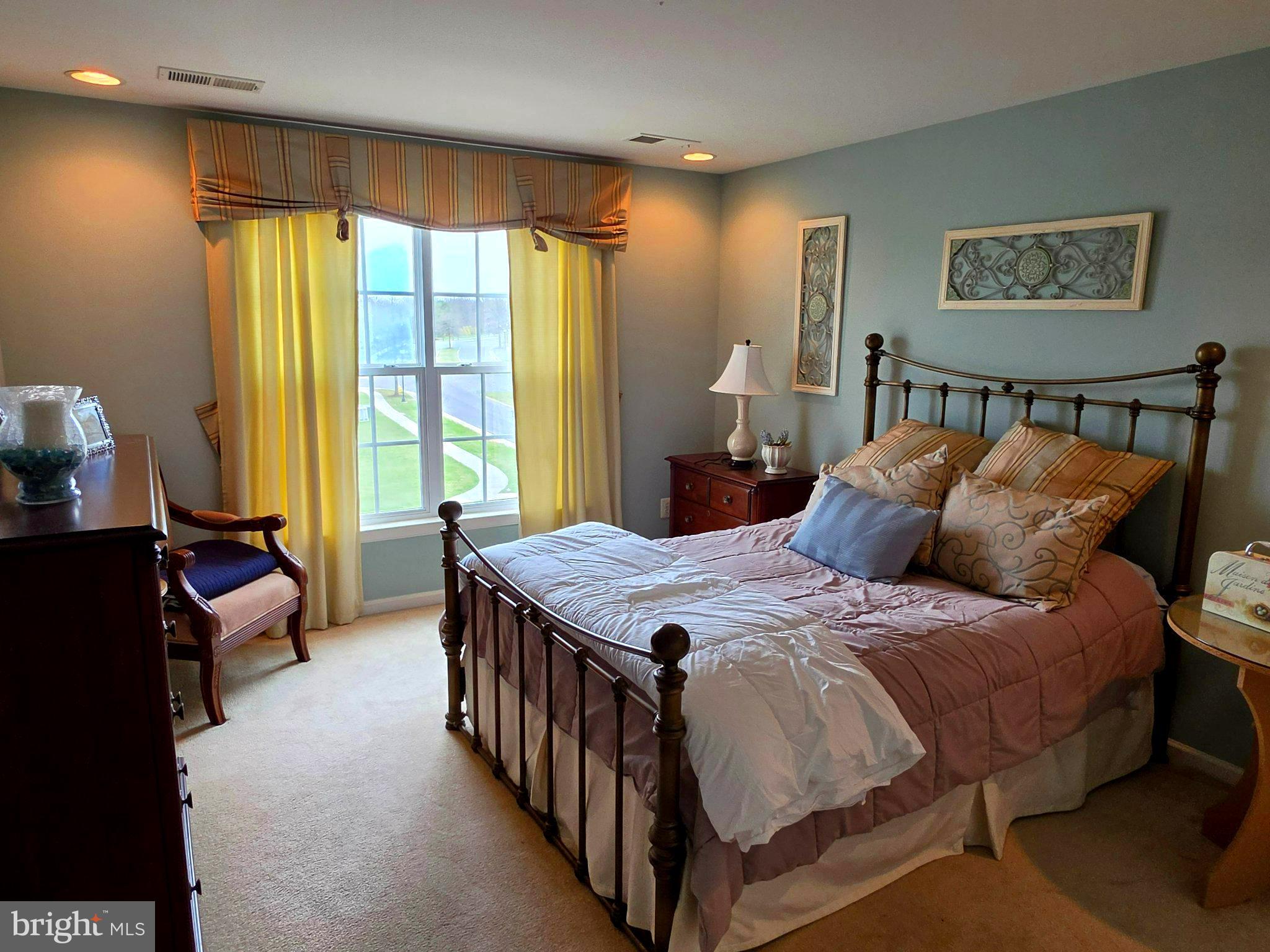 MARTINSBURG STATION - Residential