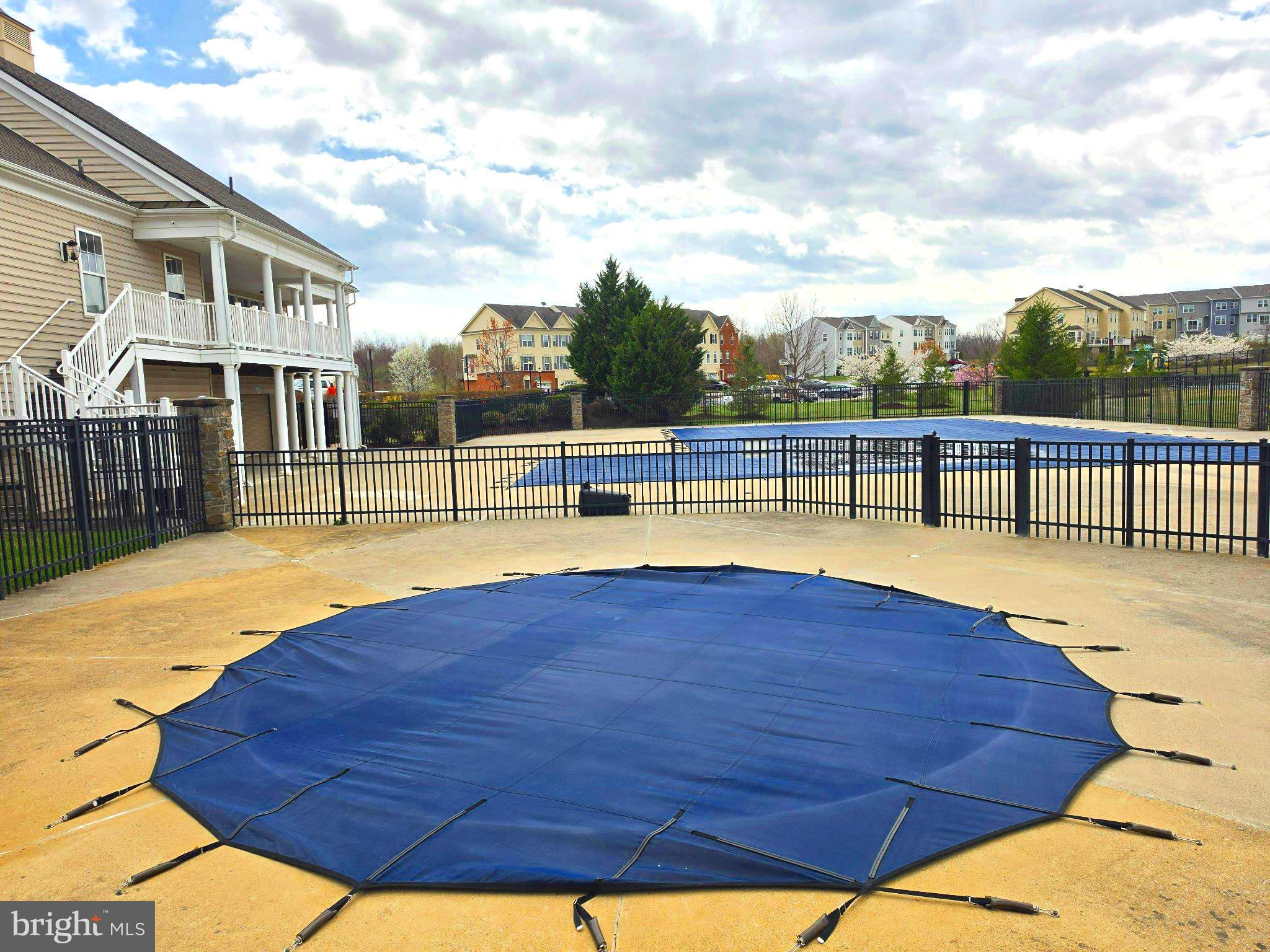 MARTINSBURG STATION - Residential