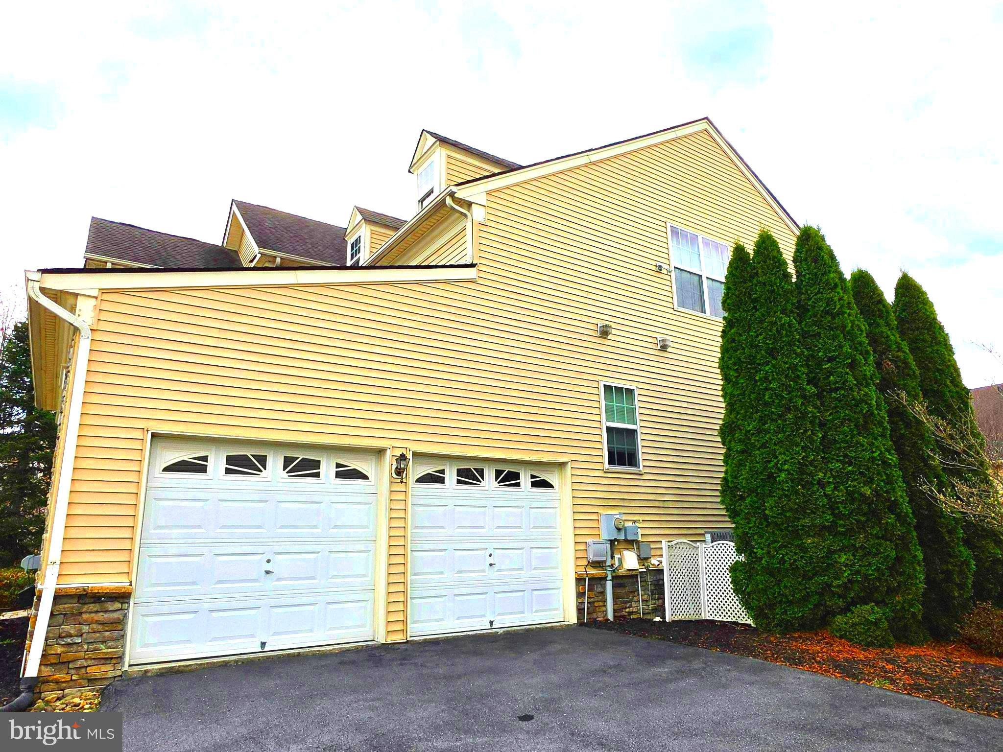 MARTINSBURG STATION - Residential