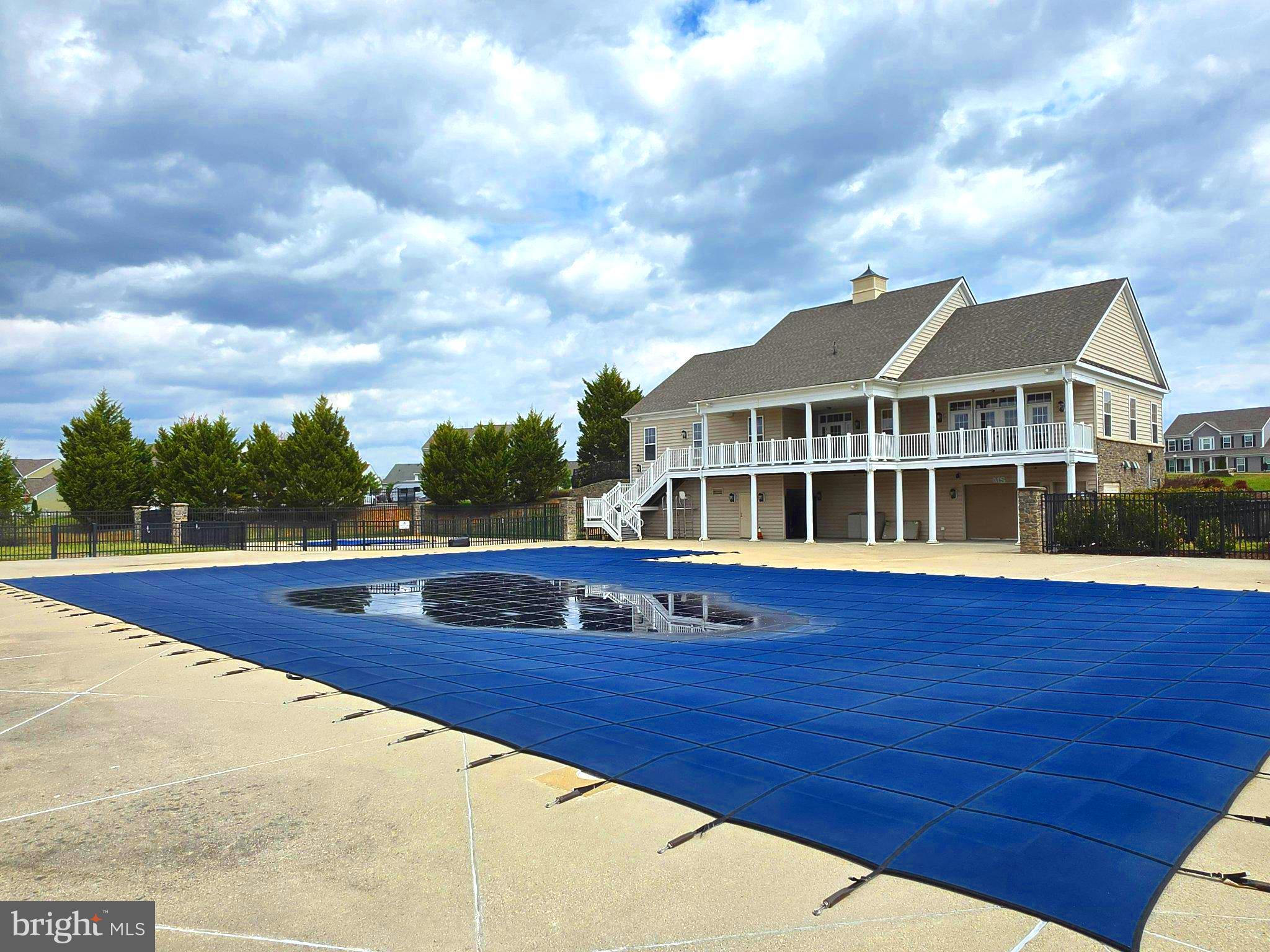 MARTINSBURG STATION - Residential