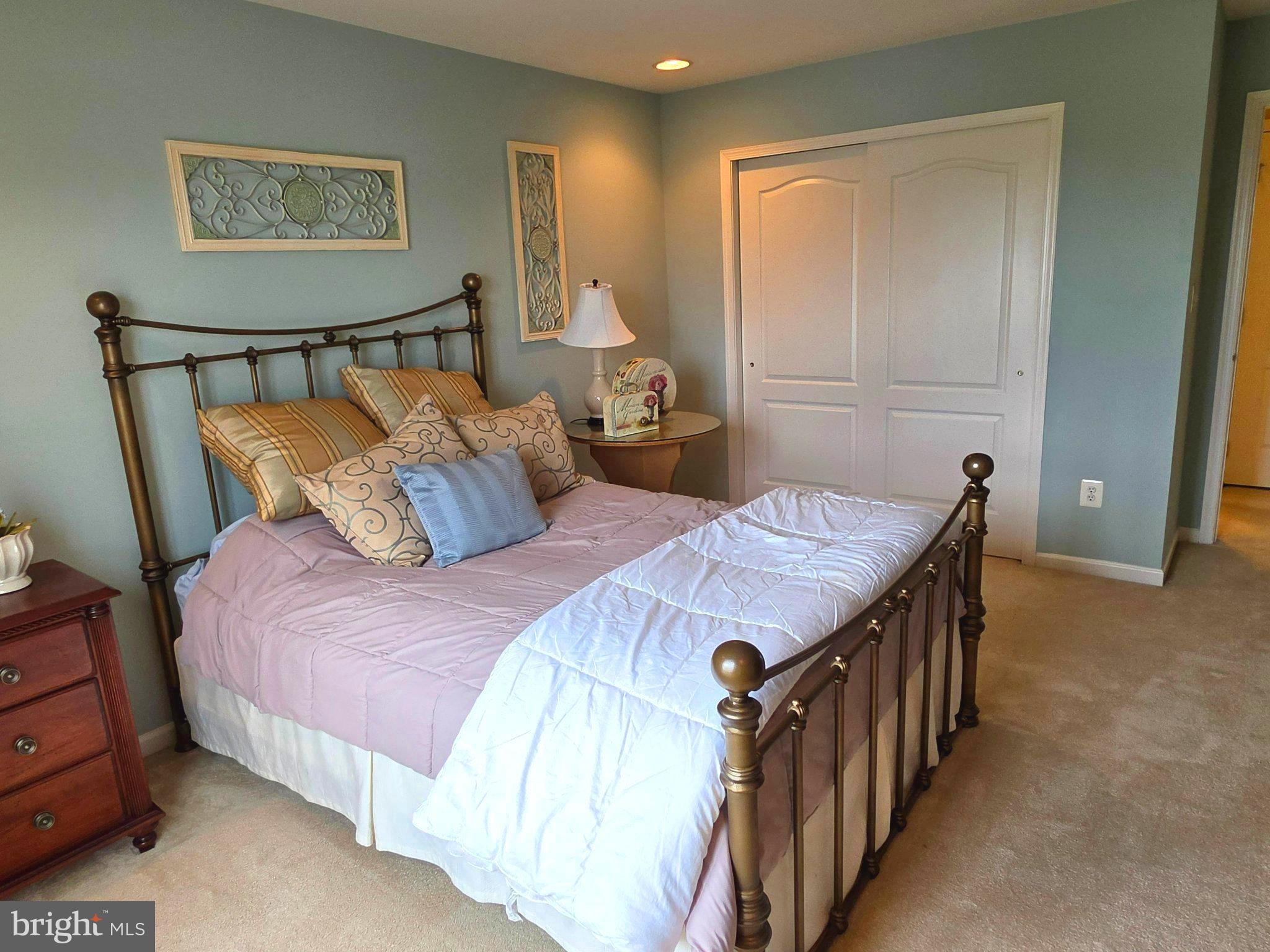 MARTINSBURG STATION - Residential