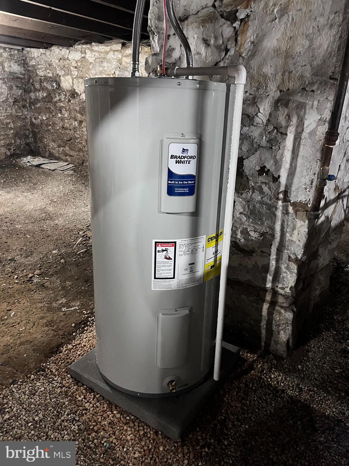 WEST SIDE - Residential