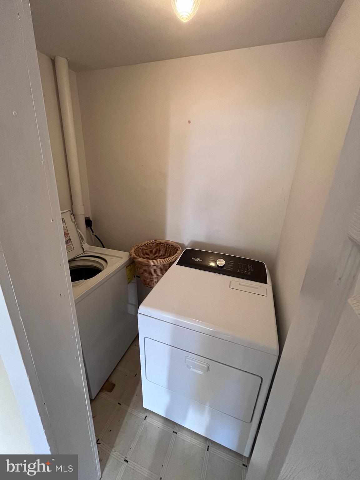 WEST SIDE - Residential