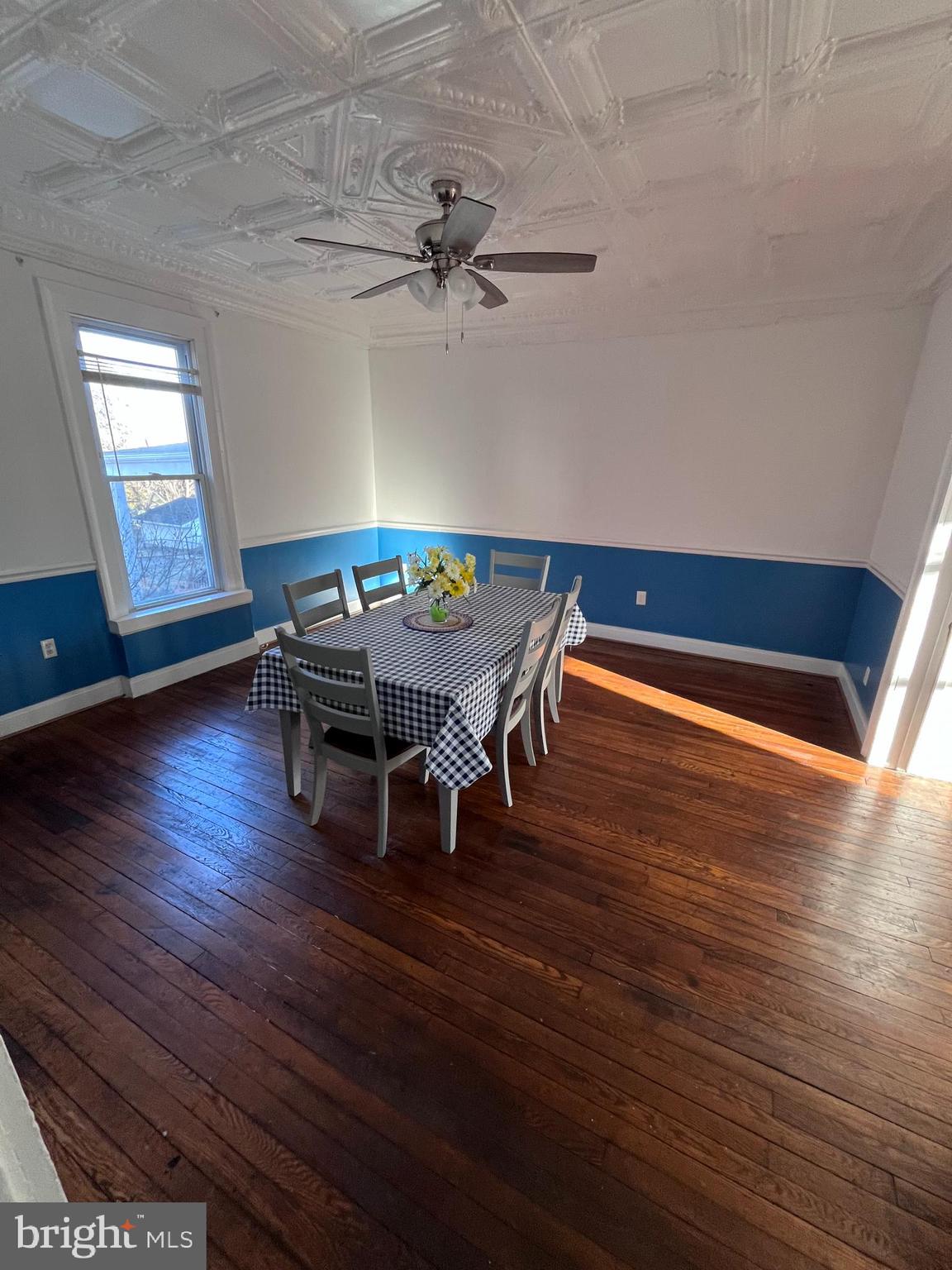 WEST SIDE - Residential