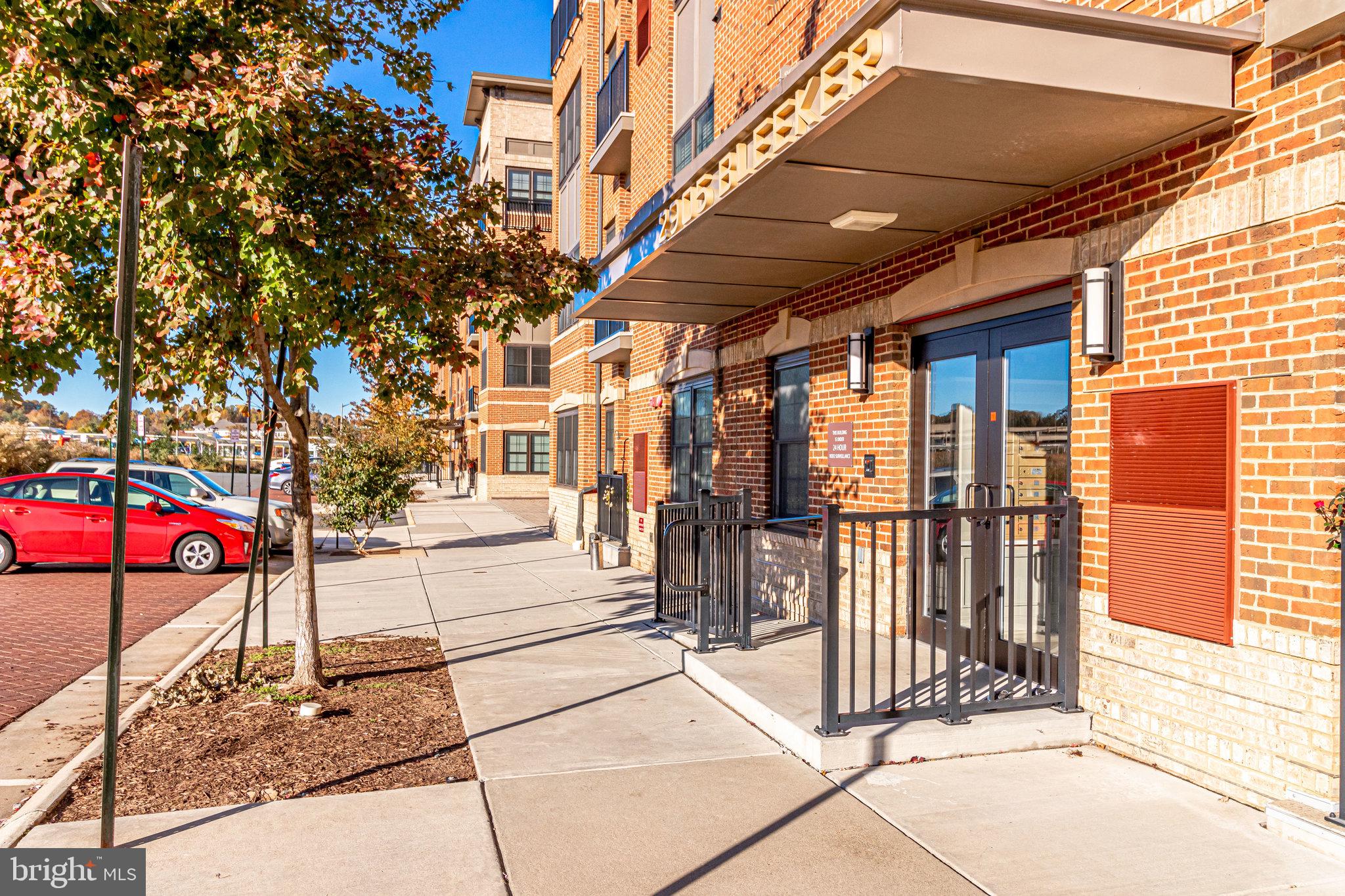 FLATS AT METROWEST - Residential