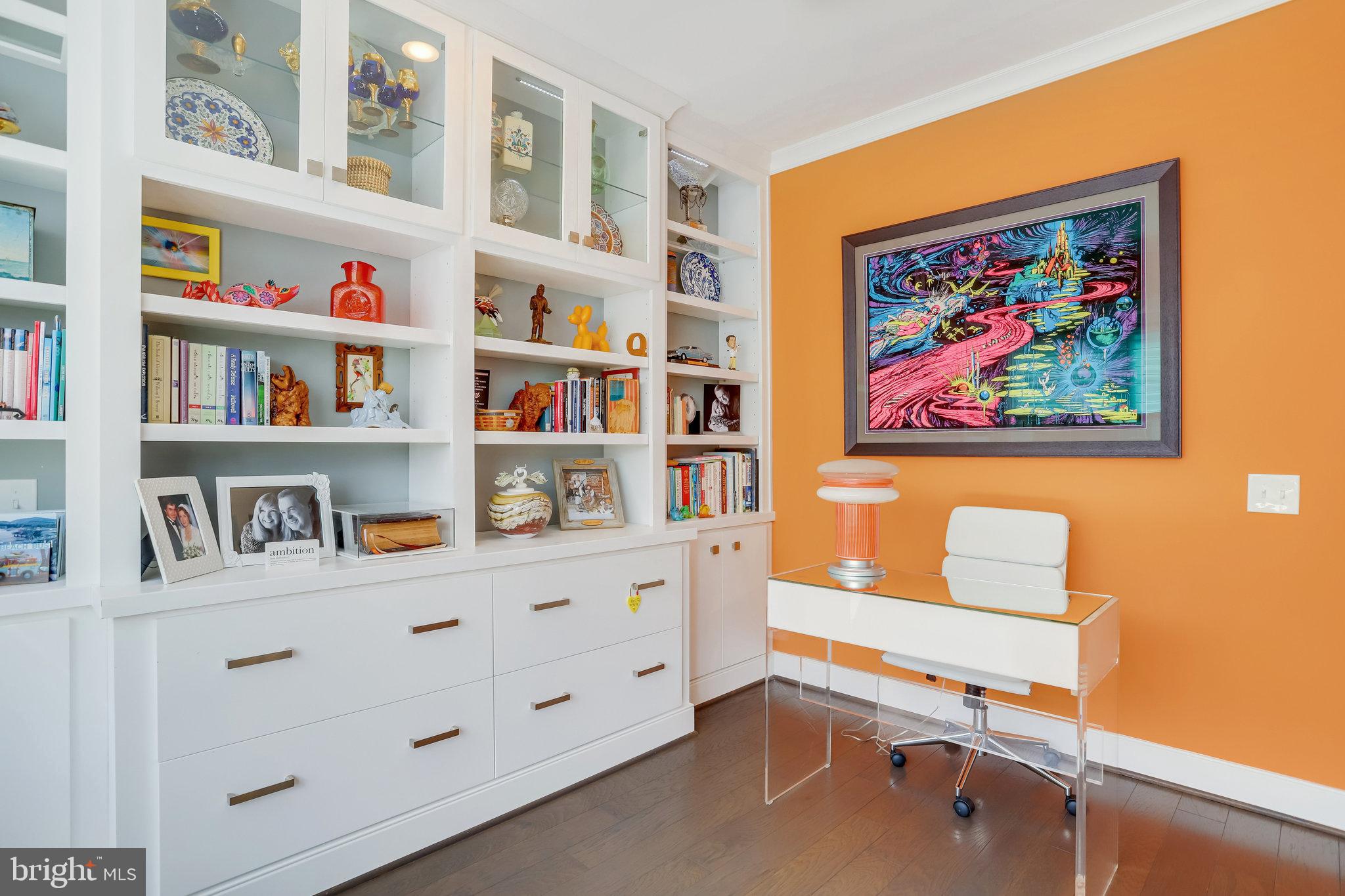 FLATS AT METROWEST - Residential