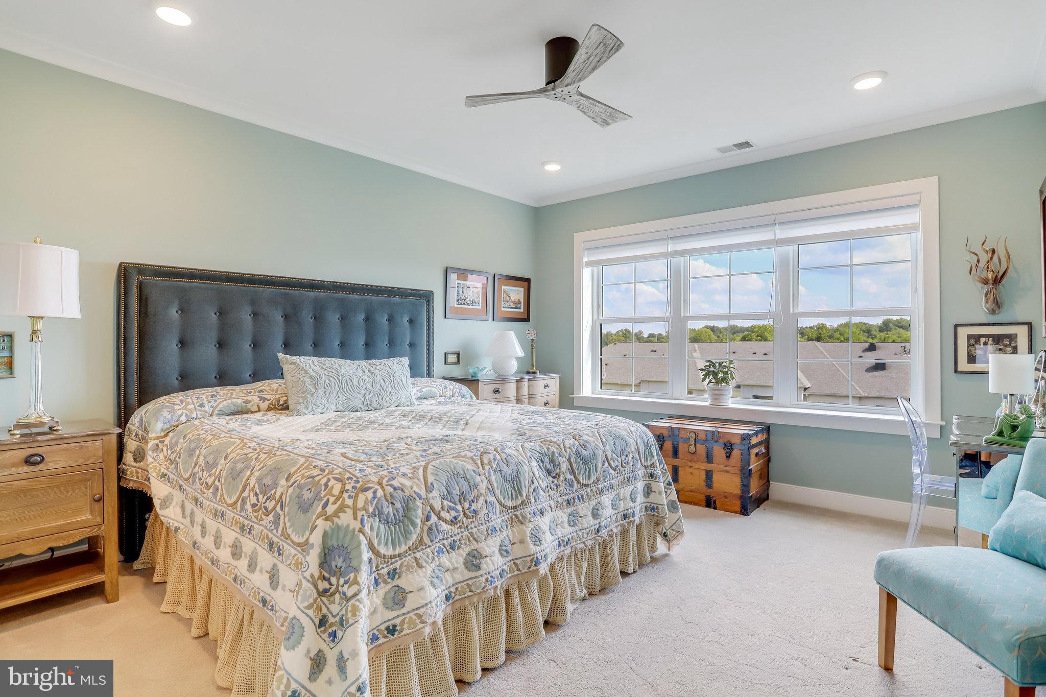 FLATS AT METROWEST - Residential