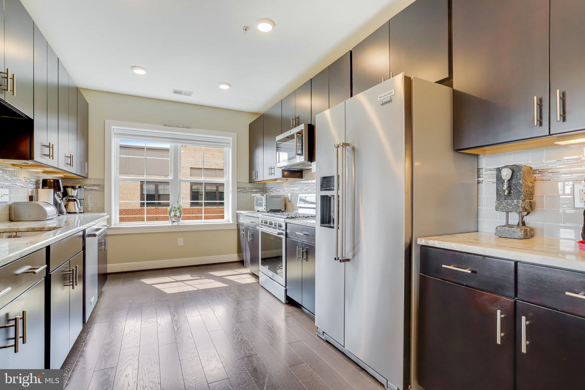 FLATS AT METROWEST - Residential