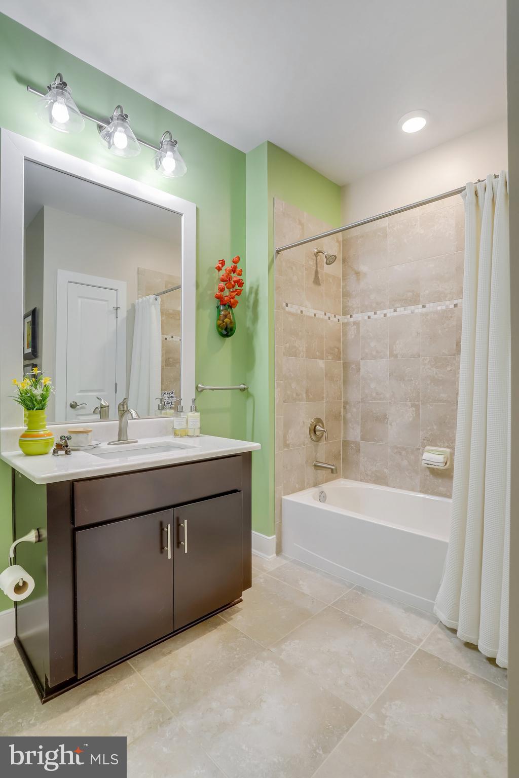 FLATS AT METROWEST - Residential