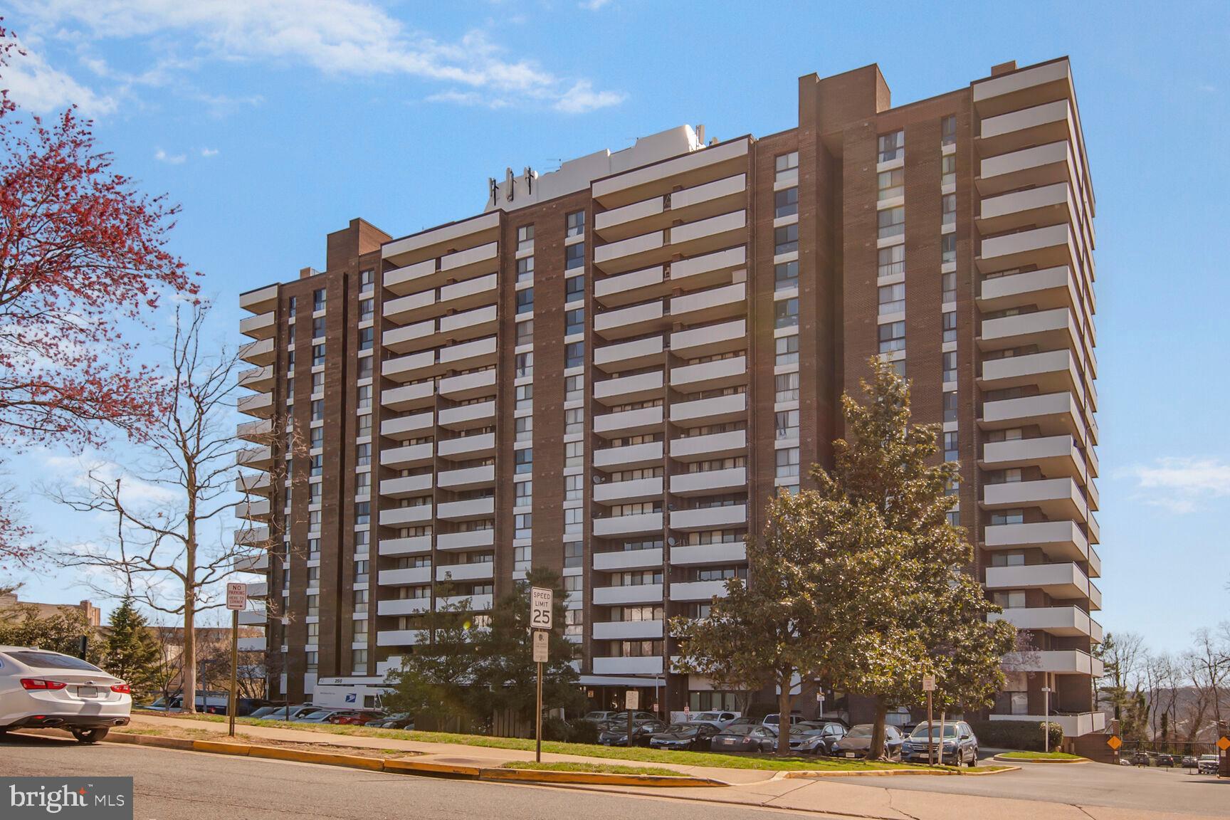250 S REYNOLDS STREET 1001