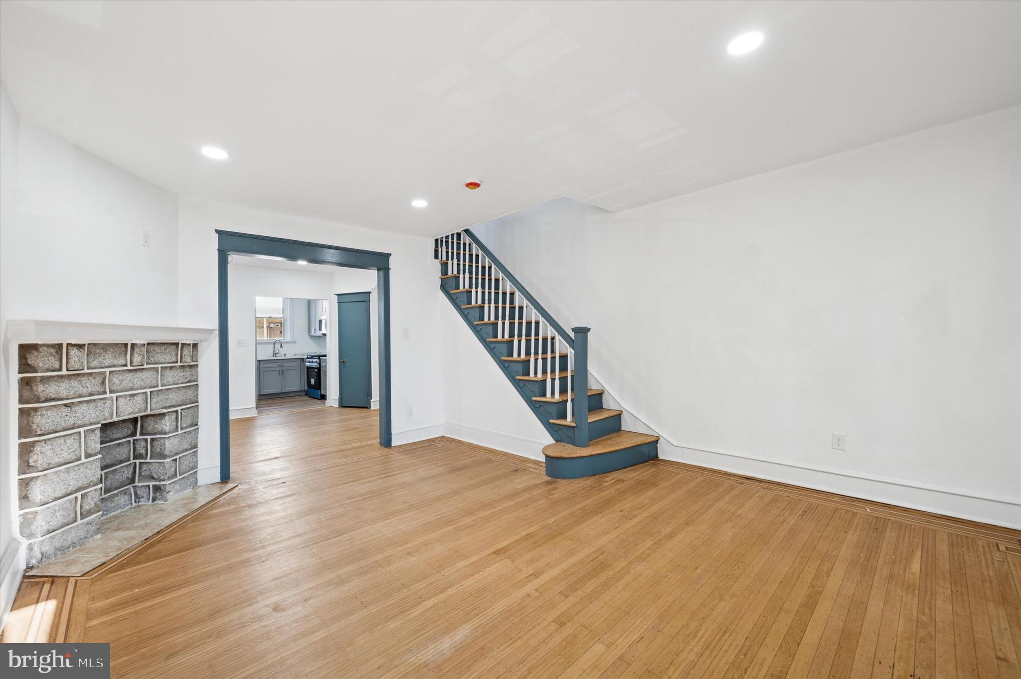 OVERBROOK - Residential