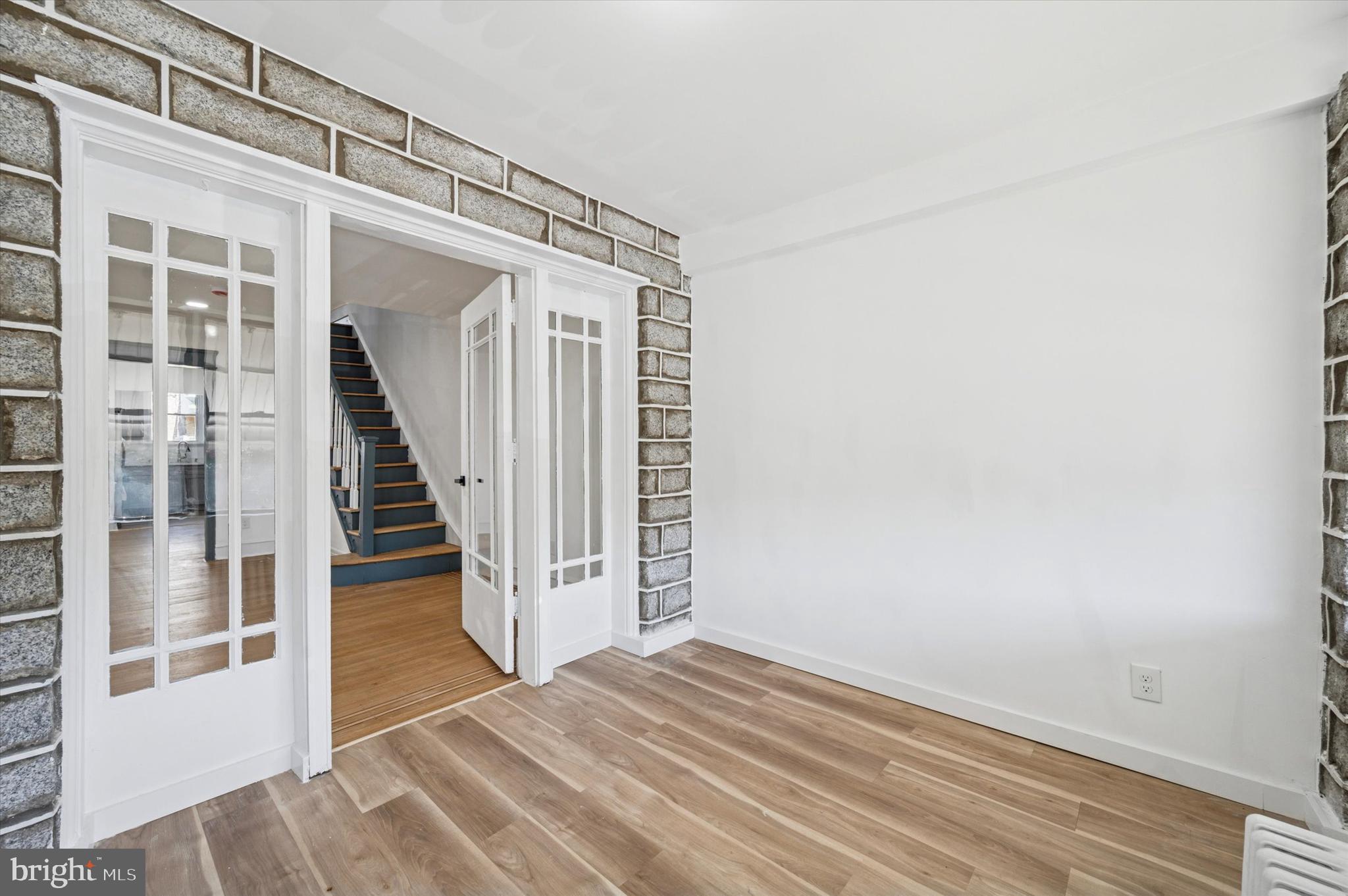 OVERBROOK - Residential