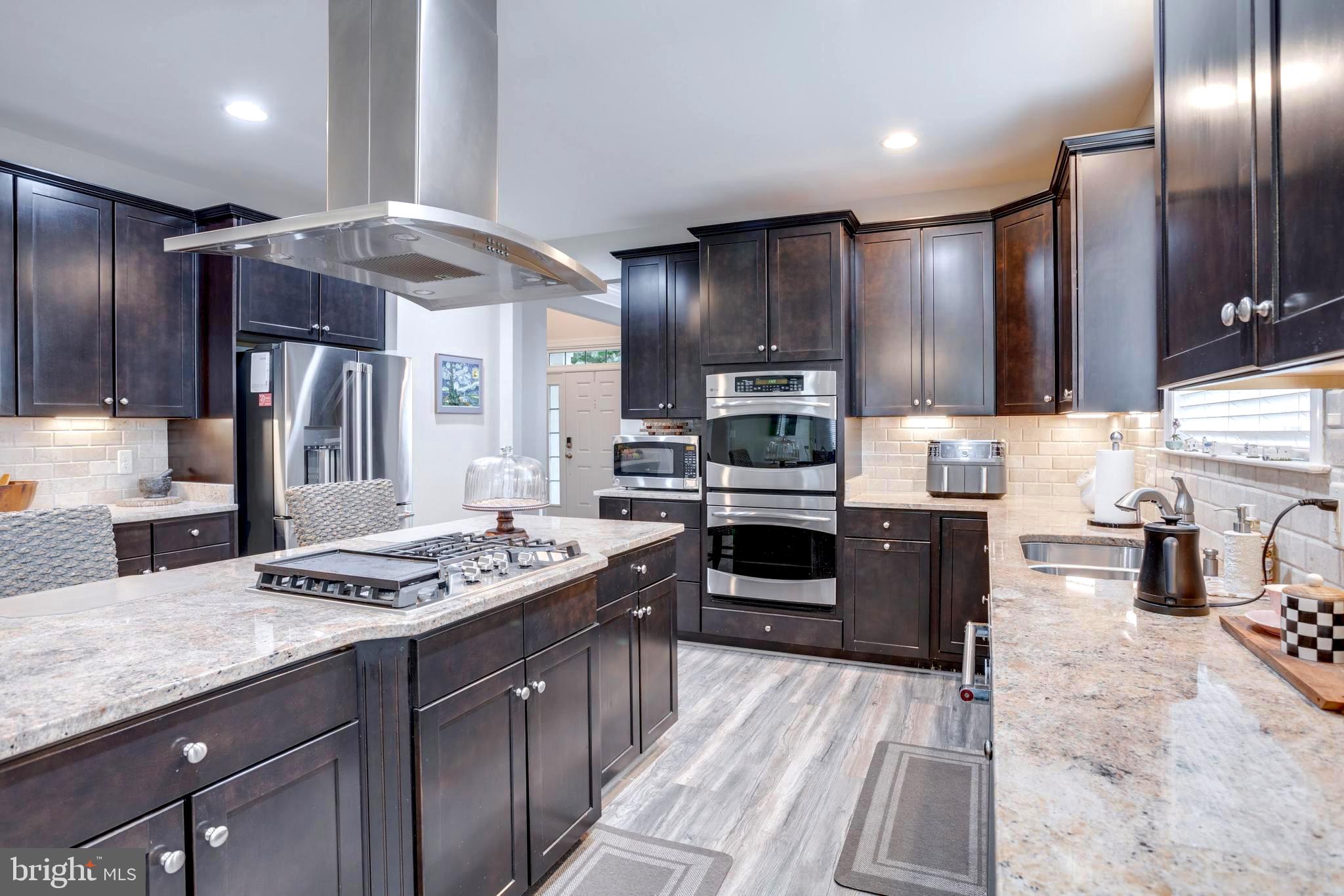 25184 CRESTED WHEAT DRIVE