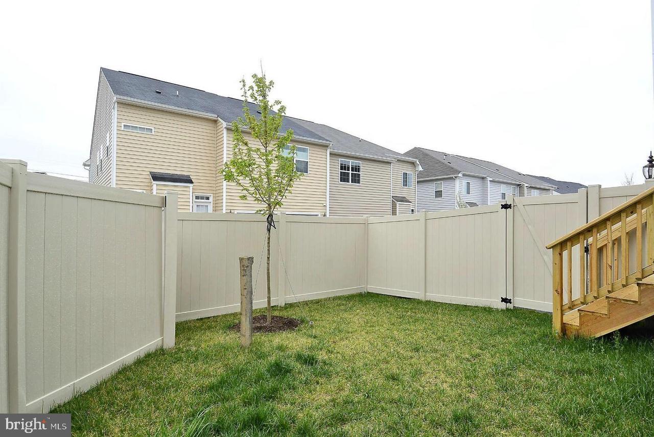 GREENFIELD CROSSING - Residential