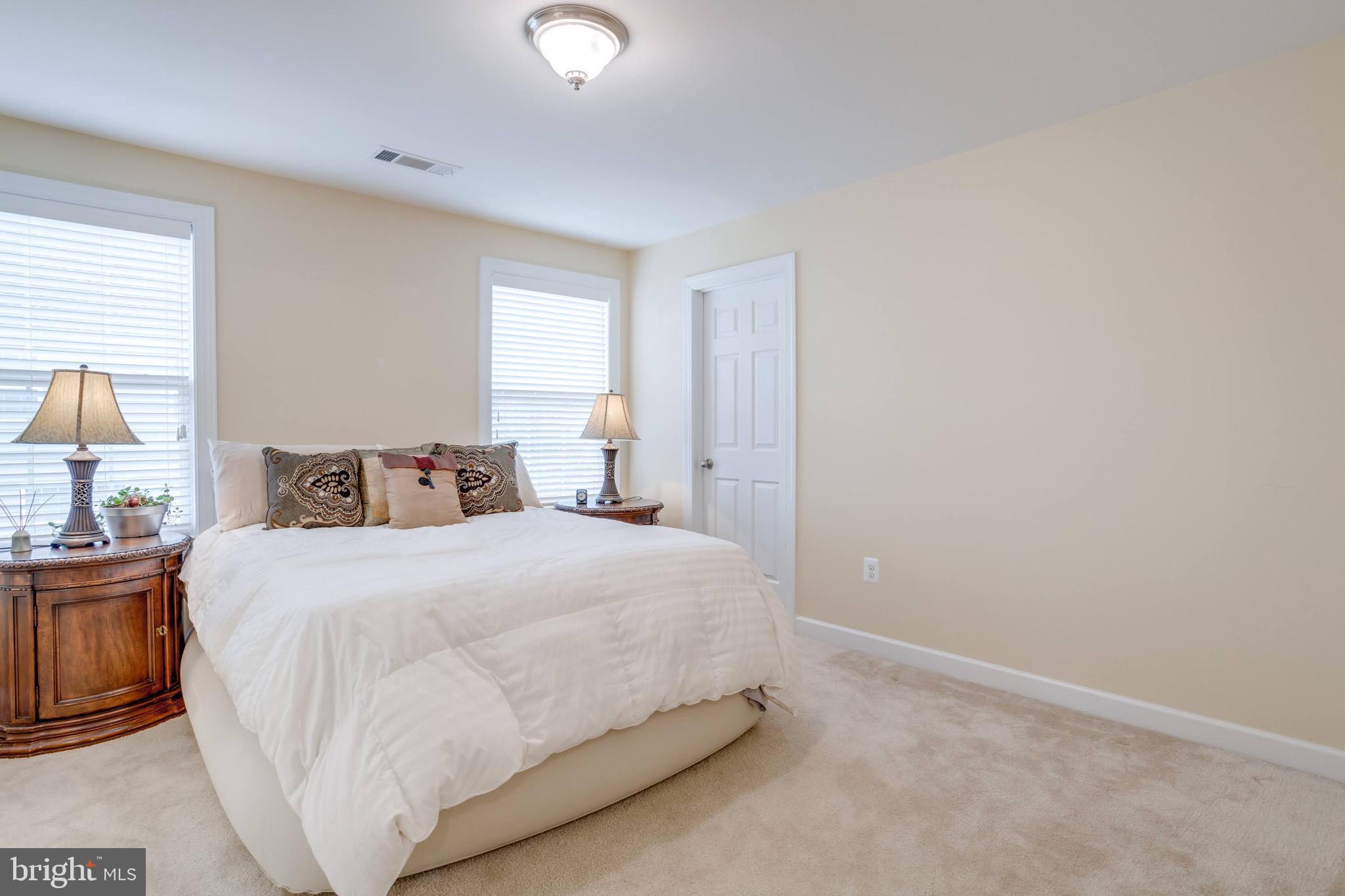 GREENFIELD CROSSING - Residential