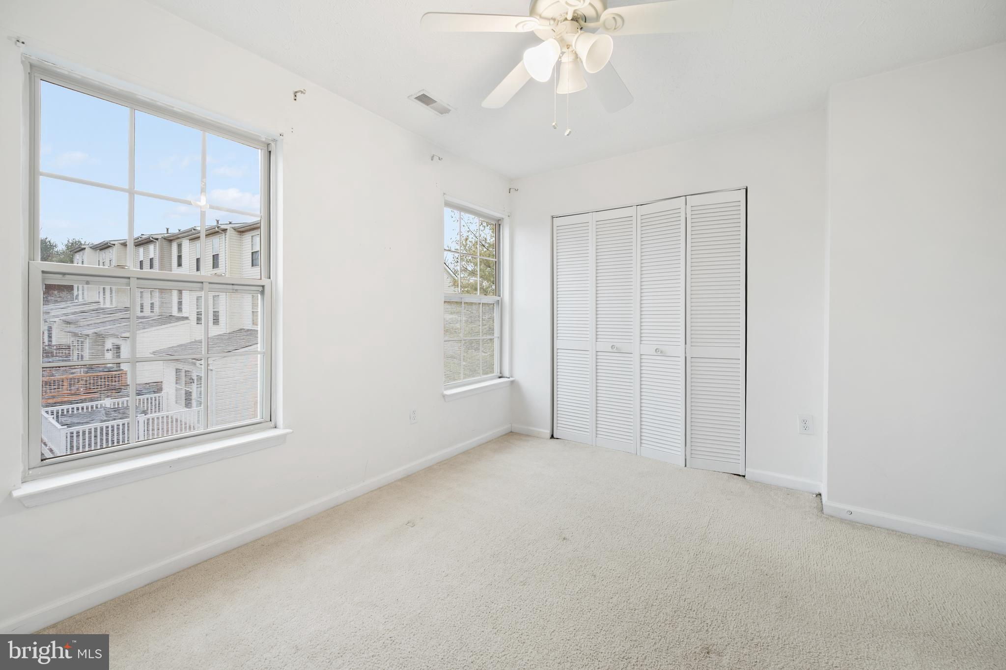 THE POINTE - Residential Lease