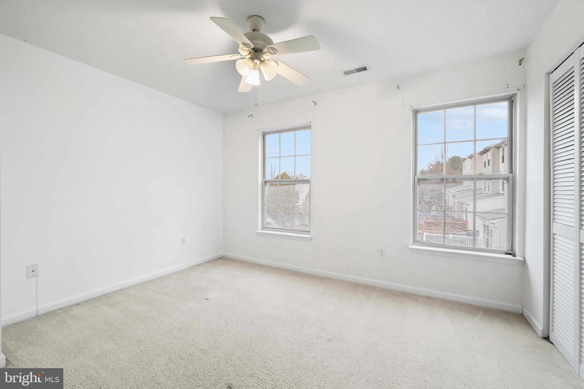 THE POINTE - Residential Lease