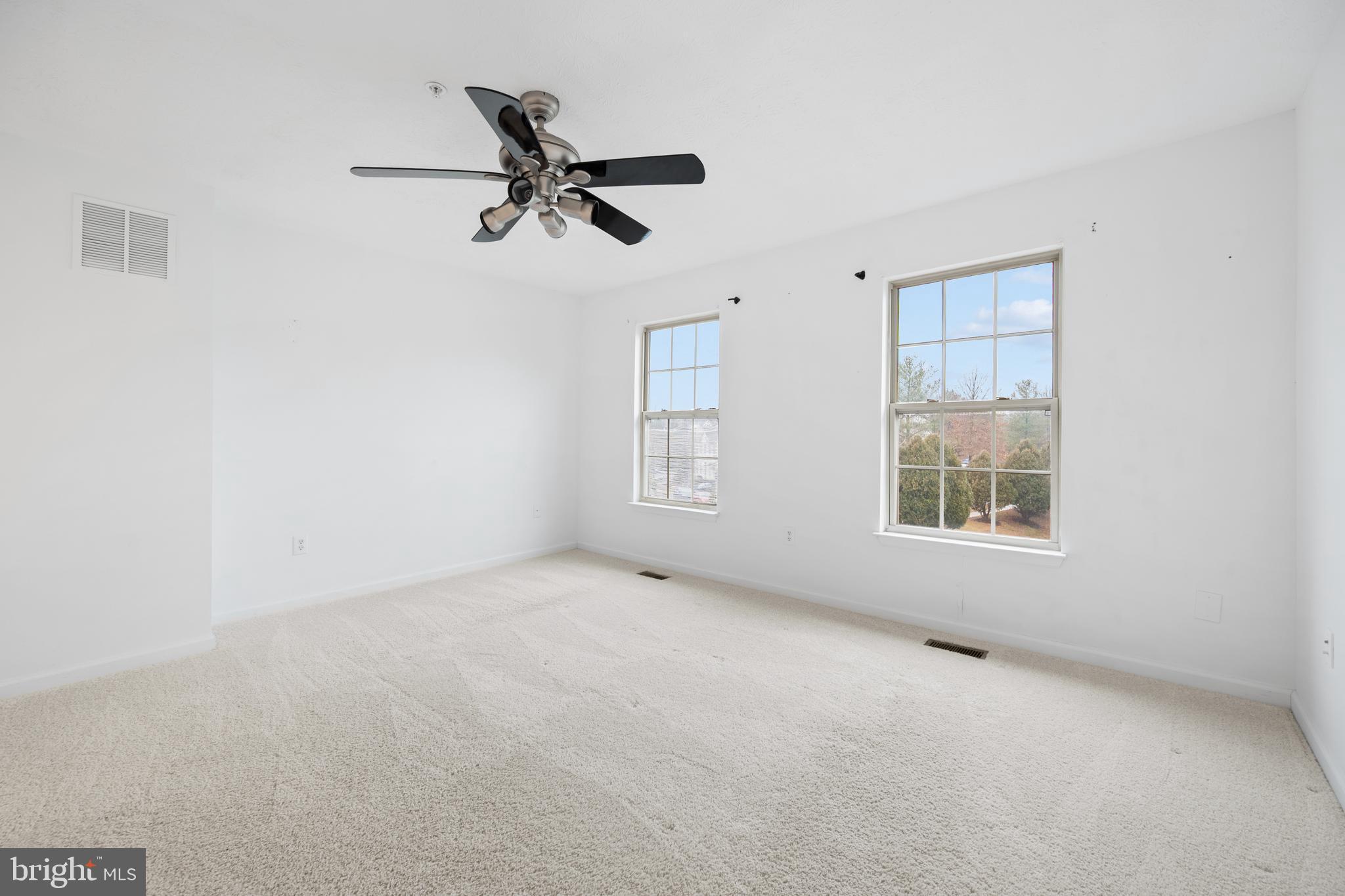 THE POINTE - Residential Lease