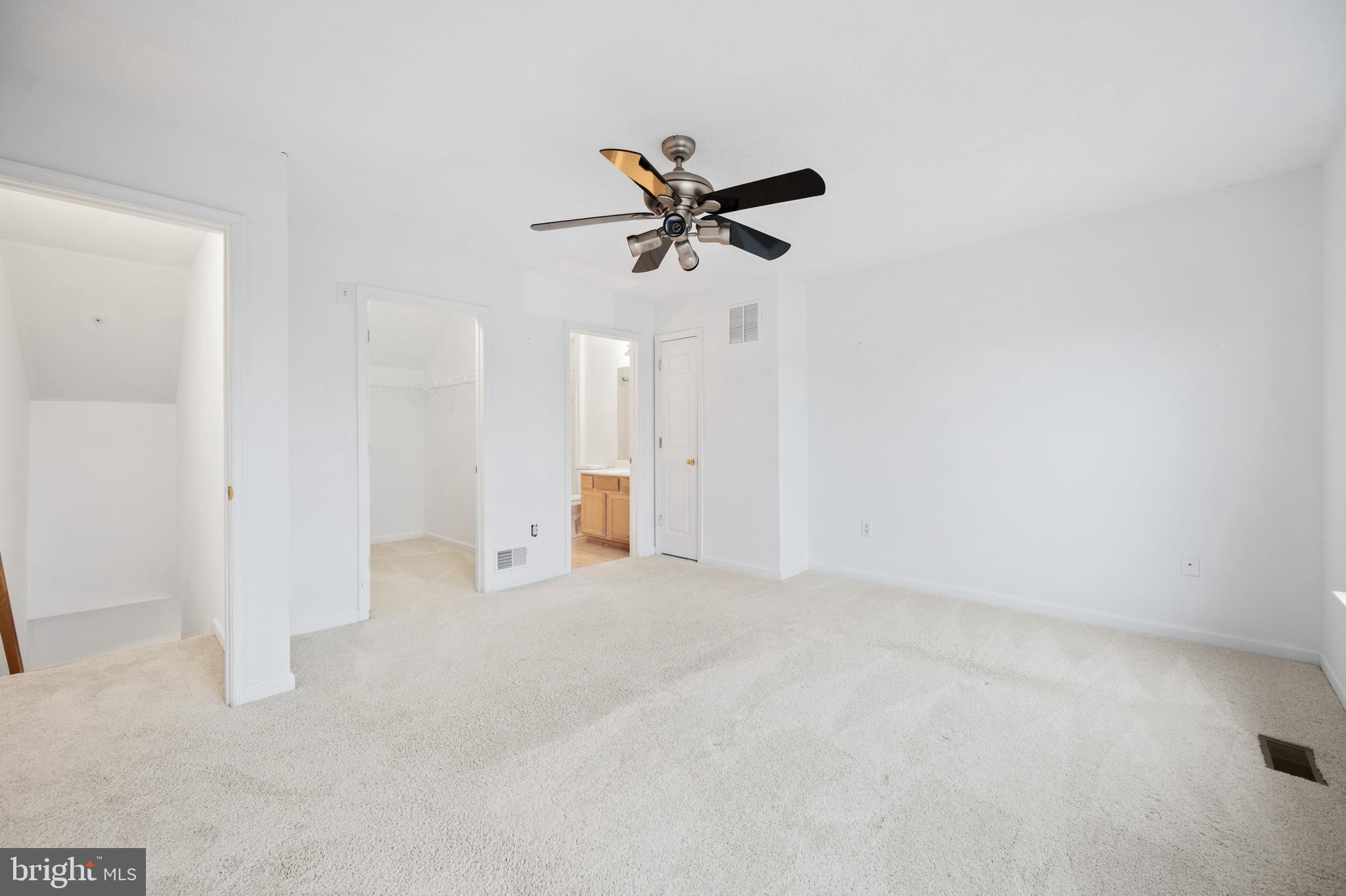 THE POINTE - Residential Lease