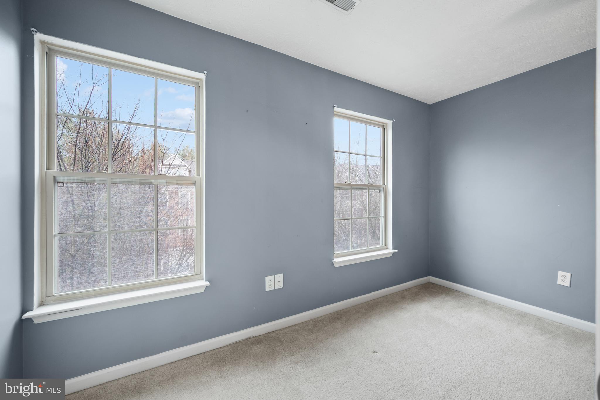 THE POINTE - Residential Lease