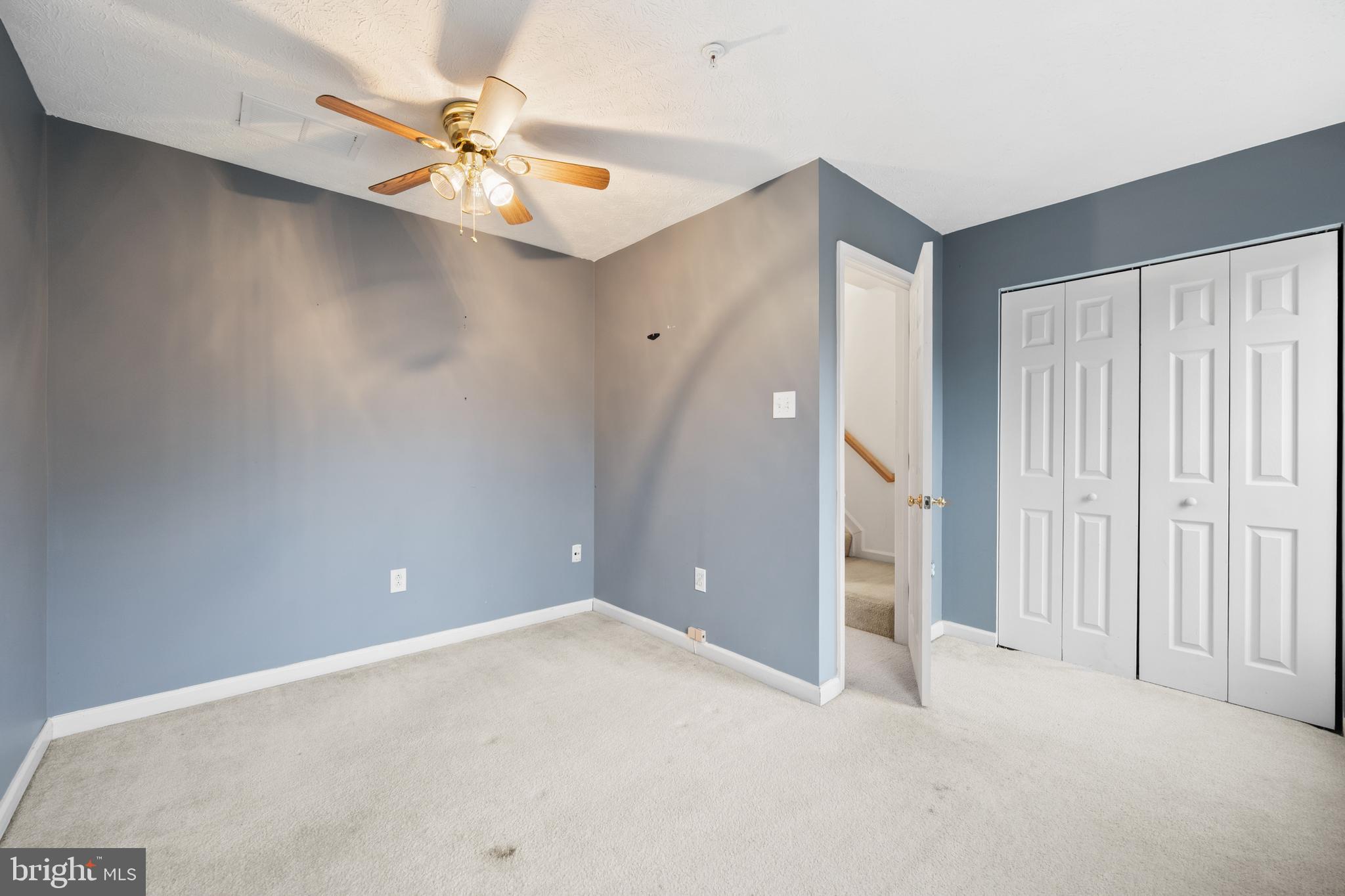 THE POINTE - Residential Lease